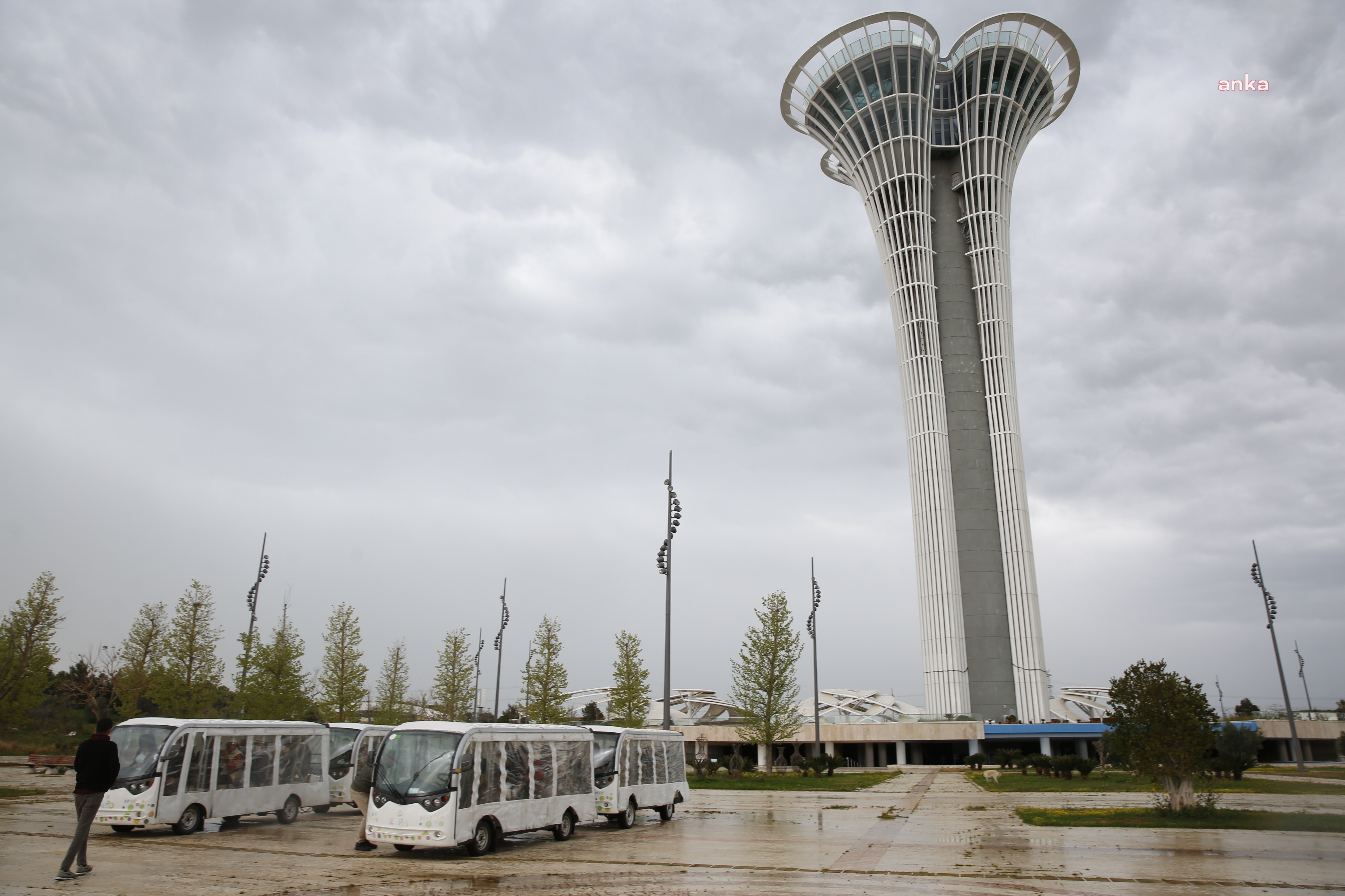 ANTALYA BÜYÜKŞEHİR PARKİNSON HASTALARI İÇİN EXPO GEZİSİ DÜZENLENDİ