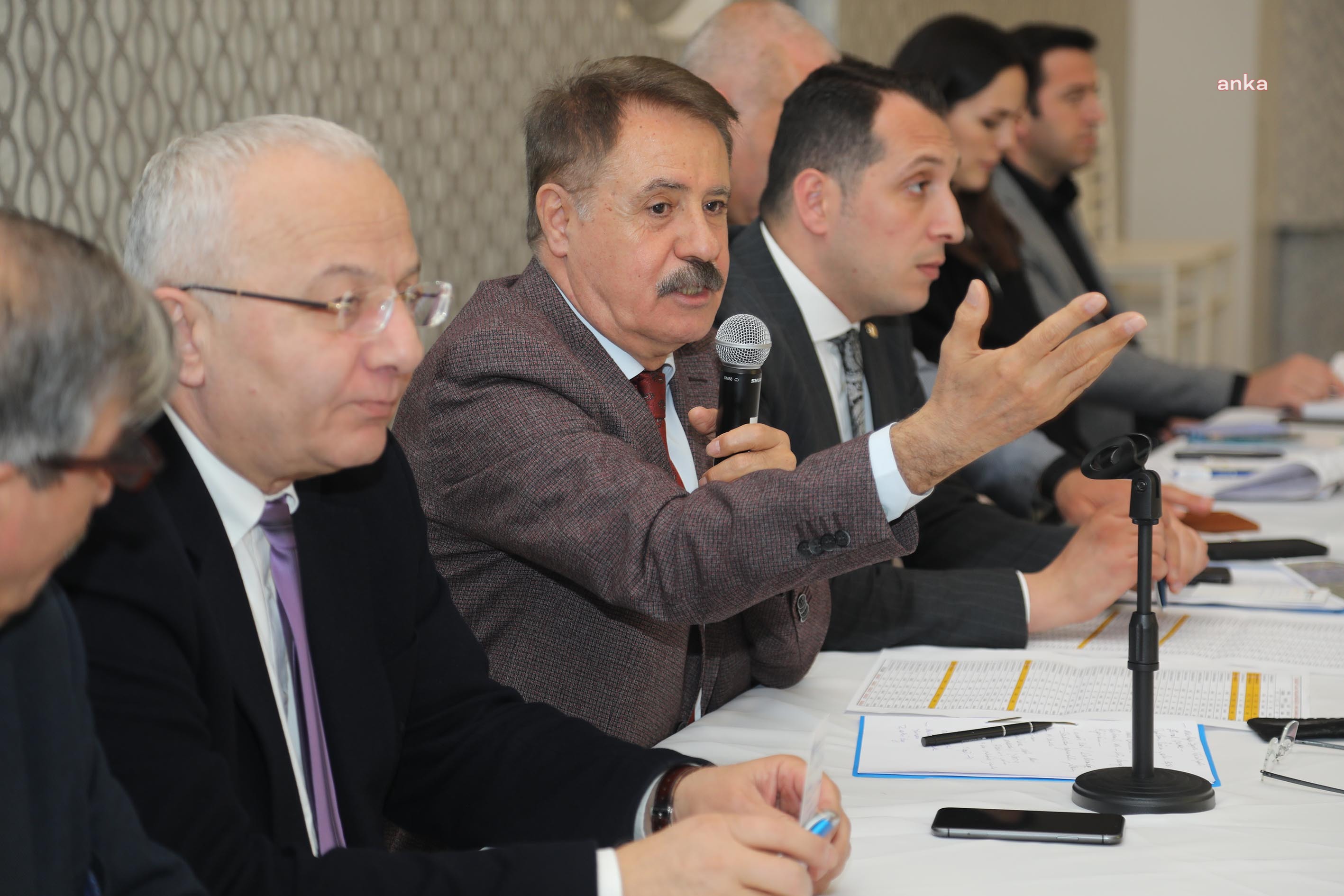 ATAKUM BELEDİYE BAŞKANI DEVECİ, MUHTARLARLA BİR ARAYA GELDİ