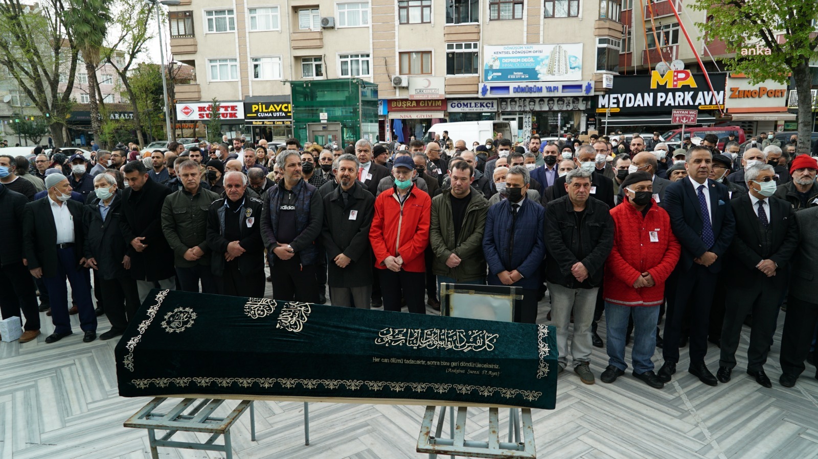 ZEKERİYA BEYAZ SON YOLCULUĞUNA UĞURLANDI
