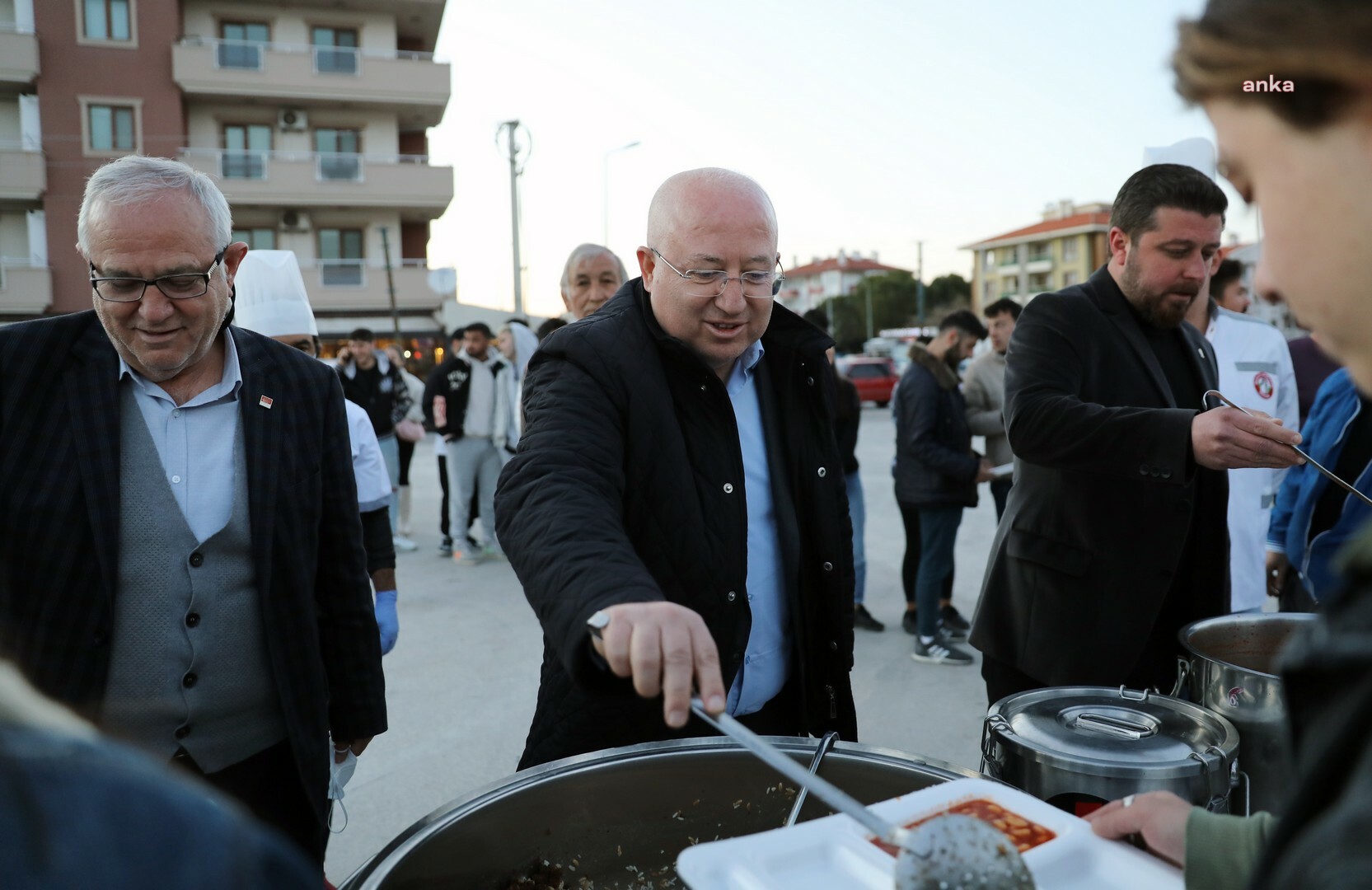MENTEŞE BELEDİYE BAŞKANI GÜMÜŞ, İFTAR SOFRASINDA ÜNİVERSİTE ÖĞRENCİLERİYLE BULUŞTU