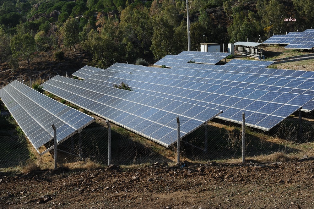 KARŞIYAKA BELEDİYESİ, ENERJİSİNİ GÜNEŞ’TEN ALIYOR