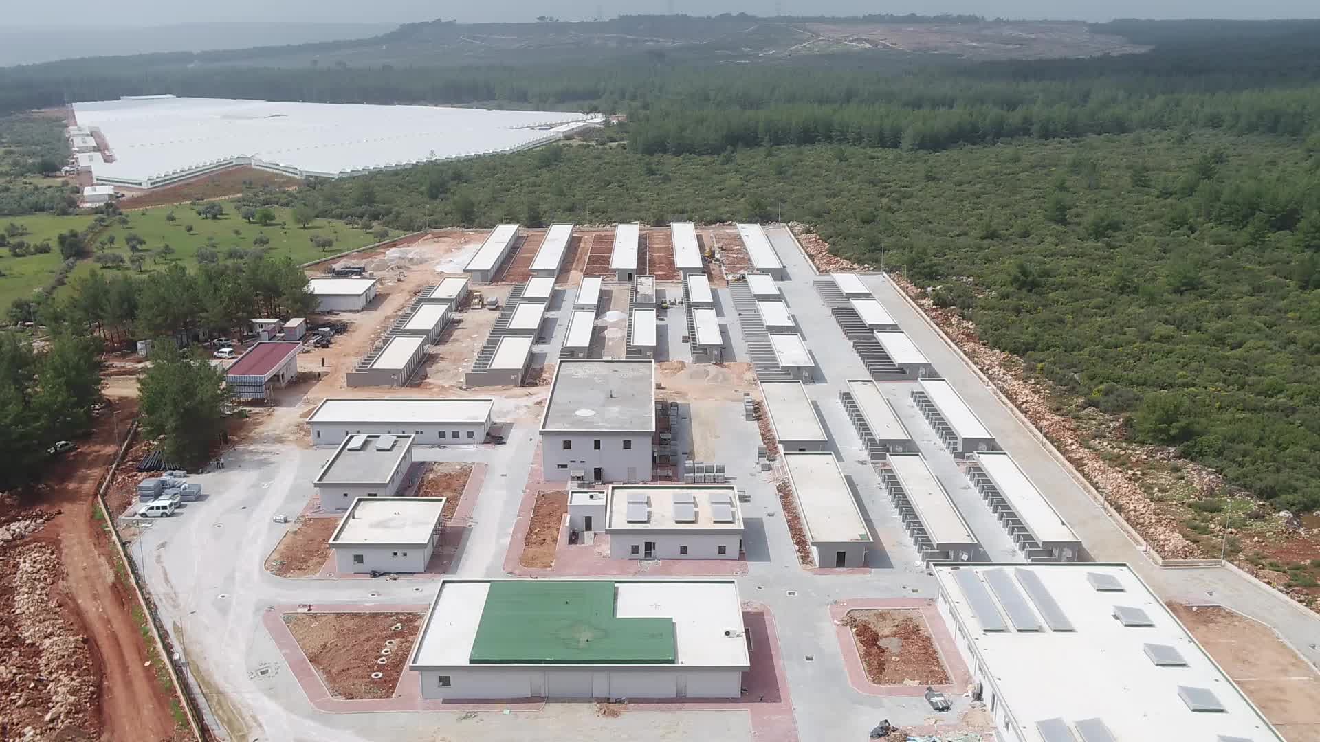 ANTALYA BÜYÜKŞEHİR SOKAK HAYVANLARI BAKIM EVİ PROJESİ’NDE SONA YAKLAŞTI