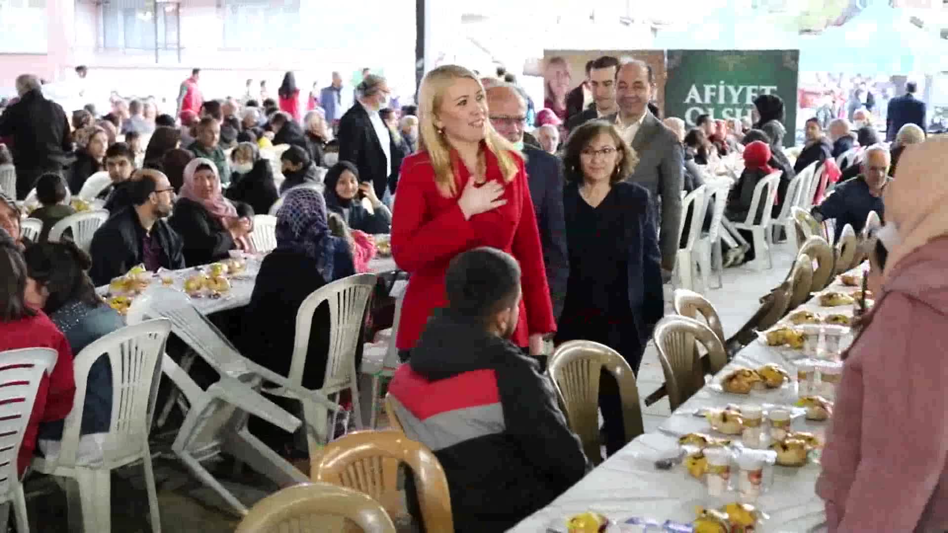 MERKEZEFENDİ BELEDİYESİ’NİN İFTAR SOFRASI KARAMAN MAHALLESİ’NDE KURULDU