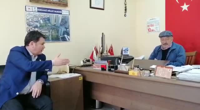 BURSALI MUHTAR: BUGÜNE KADAR BİZE ERZAK GETİREN, YARDIM DAĞITAN İNSANLAR BUGÜN BİZDEN ERZAK ALMAYA GELİYOR