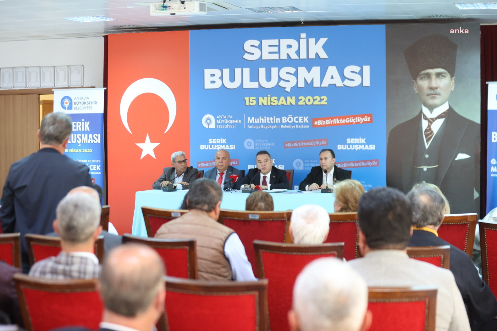 MUHİTTİN BÖCEK, SERİK’TE, STK TEMSİLCİLERİ, MUHTAR VE VATANDAŞLARLA BULUŞTU