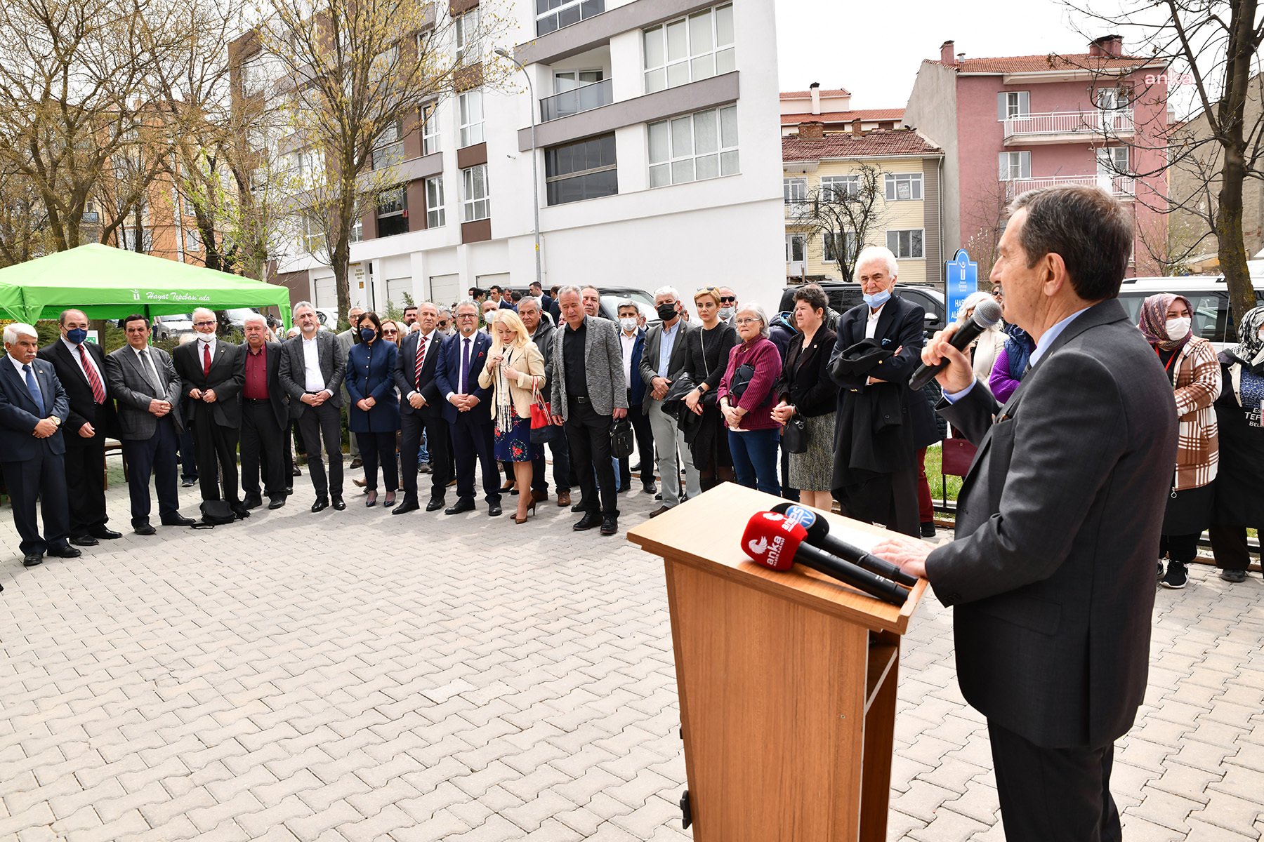 İLYAS KÜÇÜKCAN KÜTÜPHANESİ TEPEBAŞI BATIKENT’TE AÇILDI