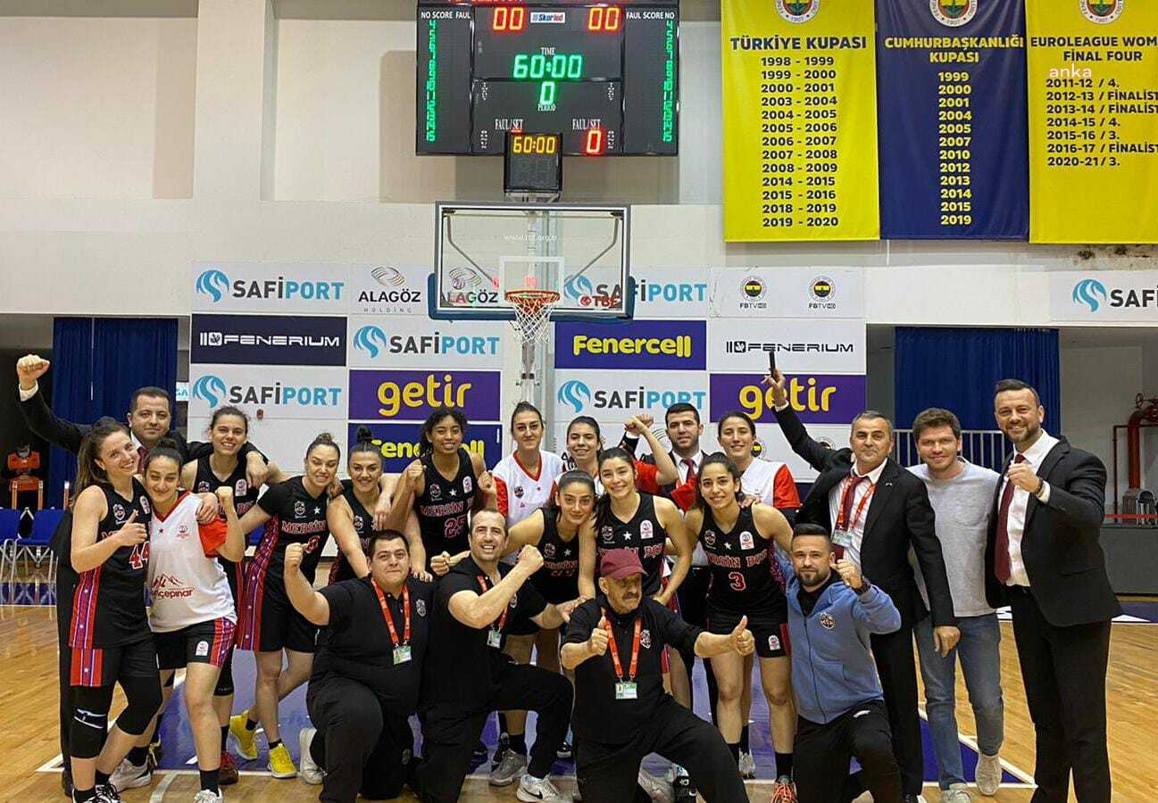 MERSİN BÜYÜKŞEHİR MSK KADIN BASKETBOL TAKIMI YARI FİNALDE