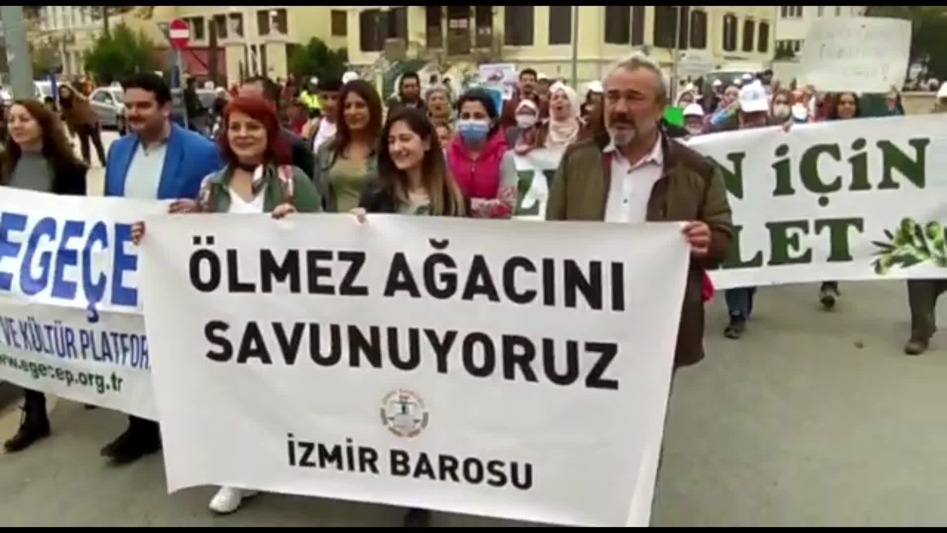 MUĞLA MİLAS’TA 'ZEYTİN HAYATTIR, HAYATIMA DOKUNMA' MİTİNGİ DÜZENLENDİ