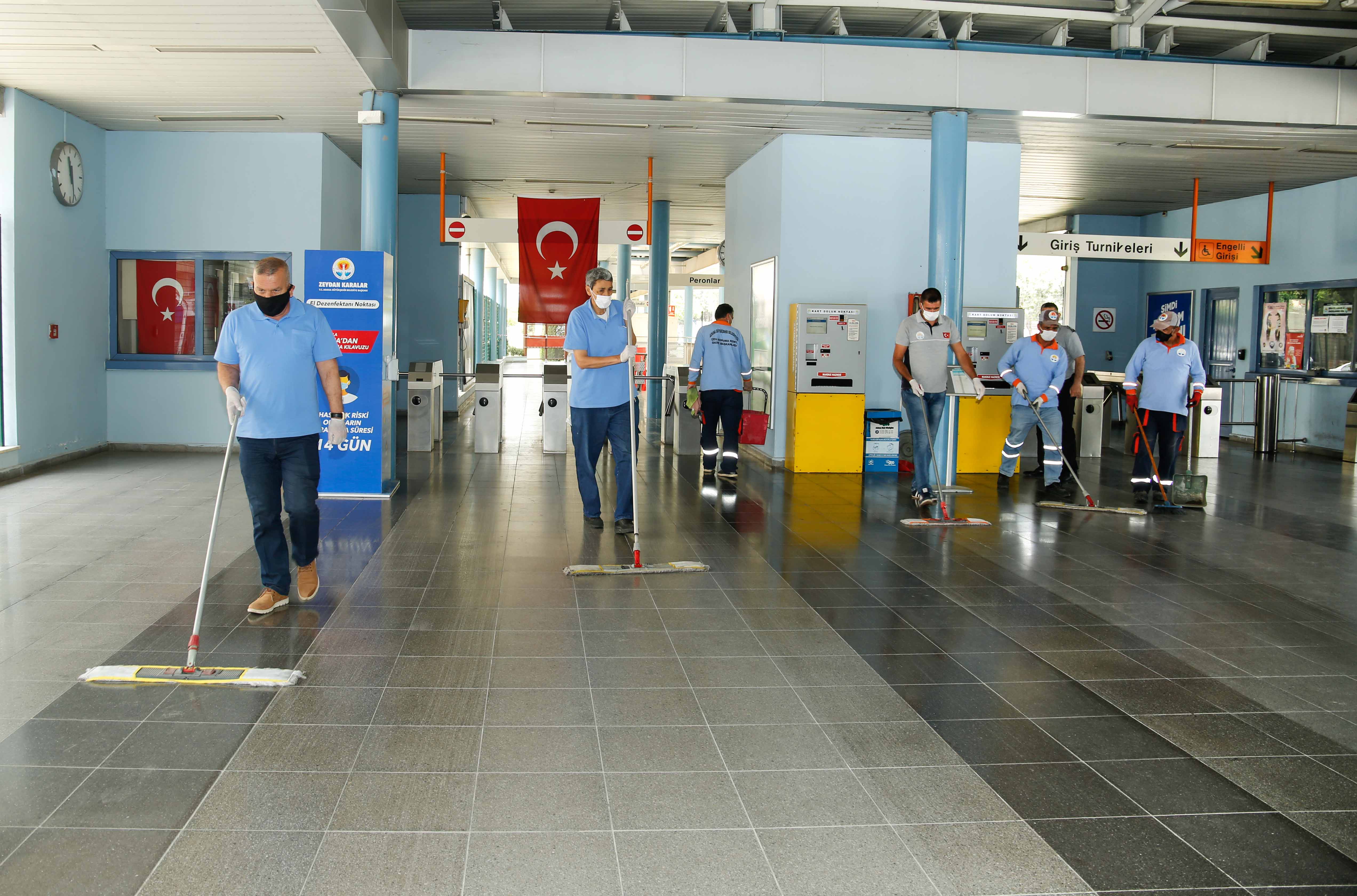 ADANA'DA YENİ NORMALDE DE KORONAVİRÜSLE MÜCADELEYE DEVAM