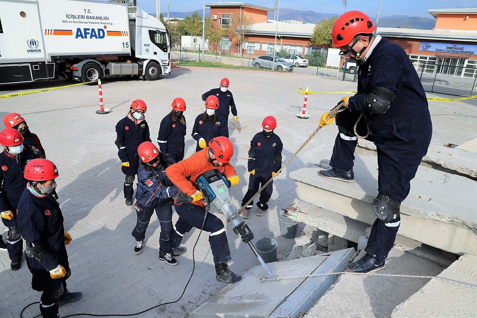 ÖDEMİŞ ARAMA KURTARMA EKİBİ EĞİTİMLERE BAŞLADI