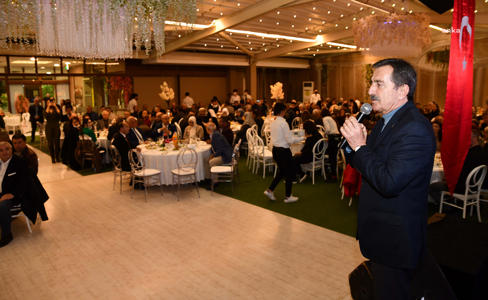 TEPEBAŞI BELEDİYE BAŞKANI ATAÇ, MUHTARLARLA İFTARDA BULUŞTU
