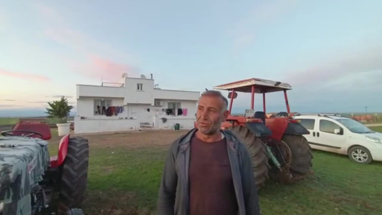 ÇİFTÇİ DAHA AZ GÜBRE KULLANMAK İÇİN MERCİMEK EKTİ, BU DEFA DA KURAKLIK TEHDİDİYLE KARŞILAŞTI: “YEŞİL ALANLARIN TAMAMI SARIYA DÖNÜŞECEK”
