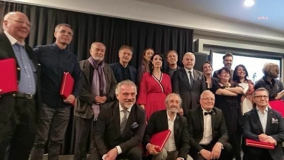 'DÜNYA SANAT GÜNÜ ONUR ÖDÜLLERİ' 3. KEZ SAHİPLERİNİ BULDU