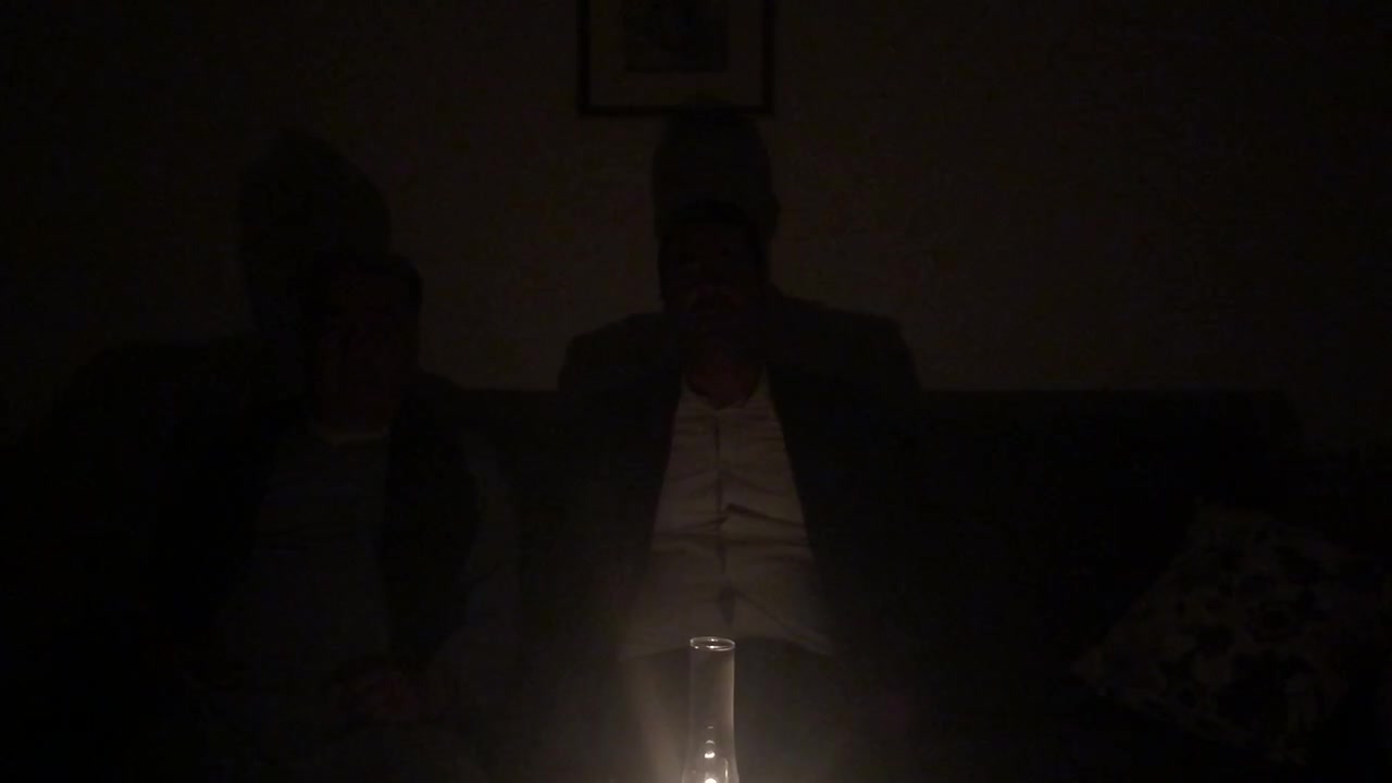 NİĞDE KEMERHİSAR'DA 11 SAATTİR ELEKTRİKLER KESİK. "İKİNCİ BİR ISPARTA VAKASI OLSUN İSTEMİYORUZ"