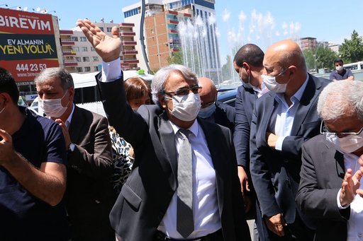 SANCAR' DAN ÇAĞRI: TÜRKİYE’NİN TÜM DEMOKRATLARI BİRLİKTE MÜCADELE EDELİM