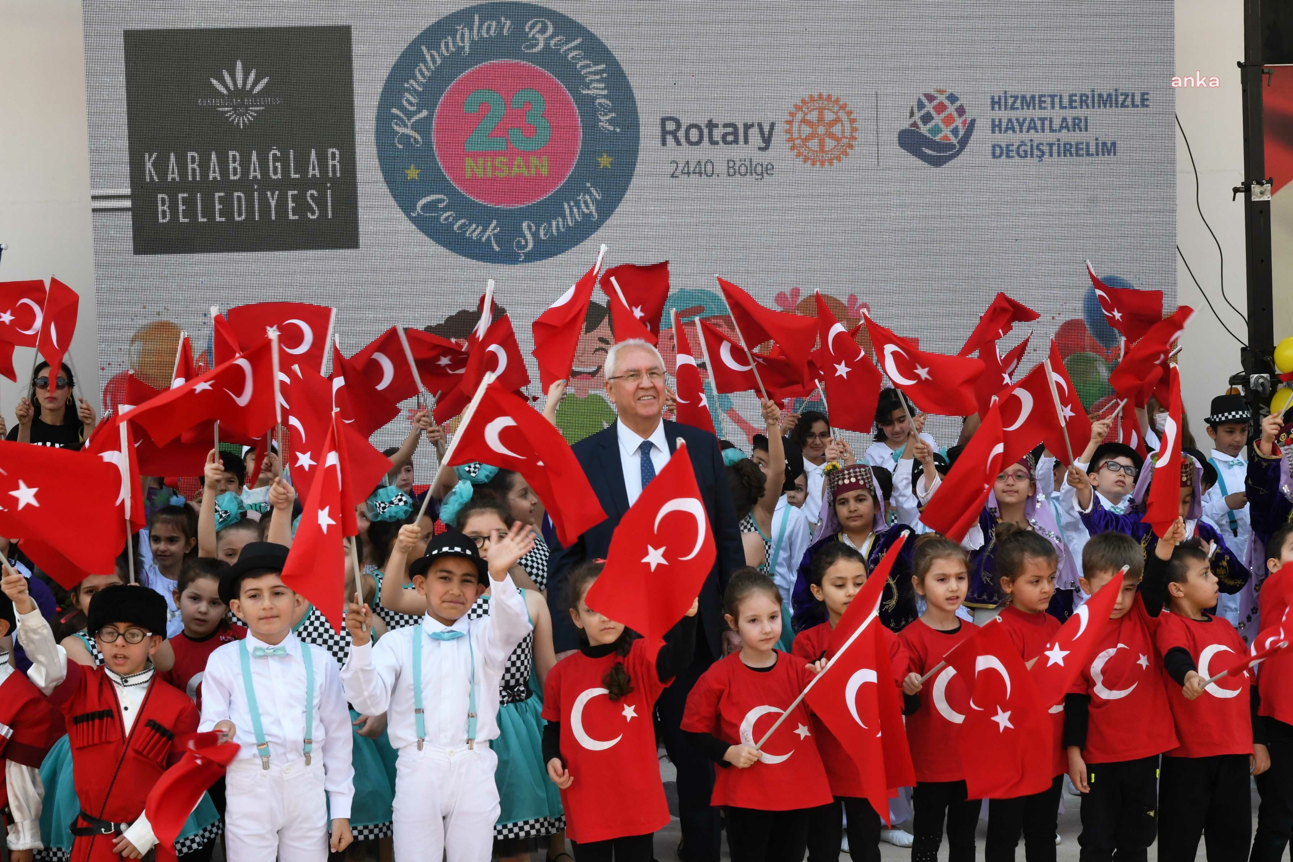 KARABAĞLAR'DA 23 NİSAN COŞKUSU