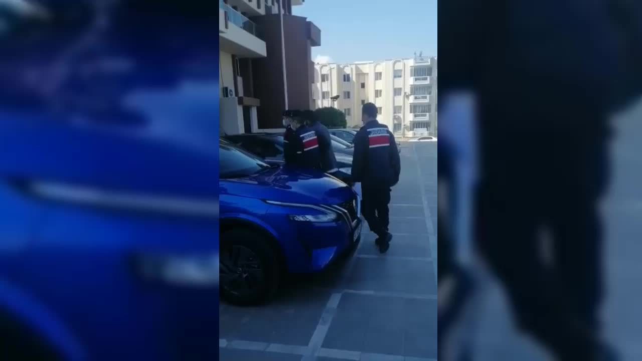 İZMİR'DE 86 AYRI SUÇTAN ARANAN ŞAHIS KONTEYNERDE YAKALANDI