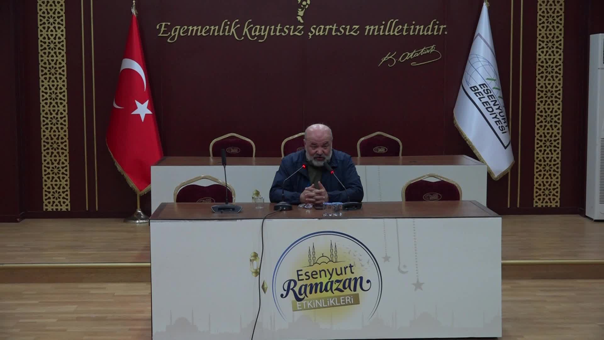 YAZAR İHSAN ELİAÇIK, ESENYURTLULARLA BİR ARAYA GELDİ