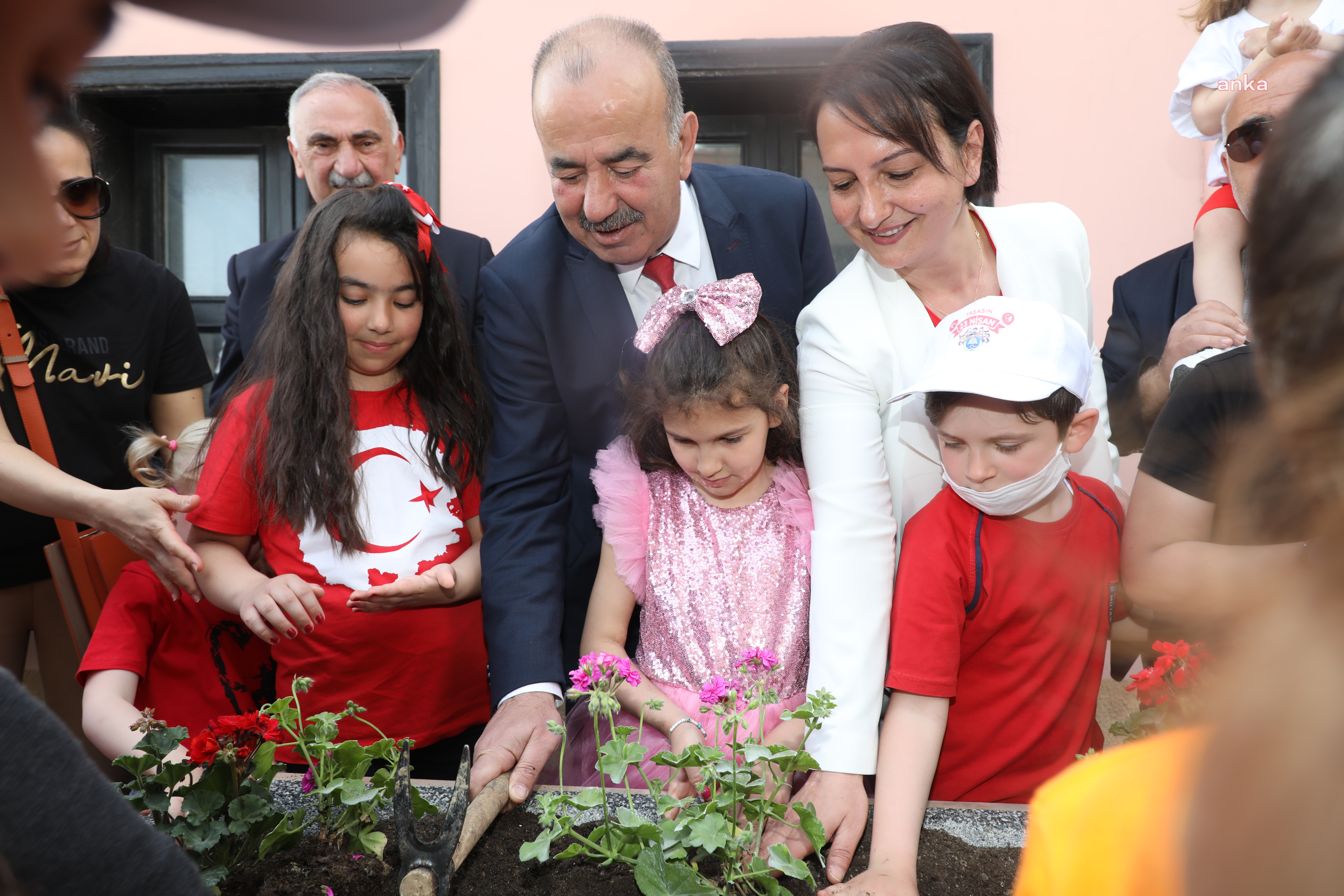 23 NİSAN ULUSAL EGEMENLİK VE ÇOCUK BAYRAMI MUDANYA’DA COŞKUYLA KUTLANDI