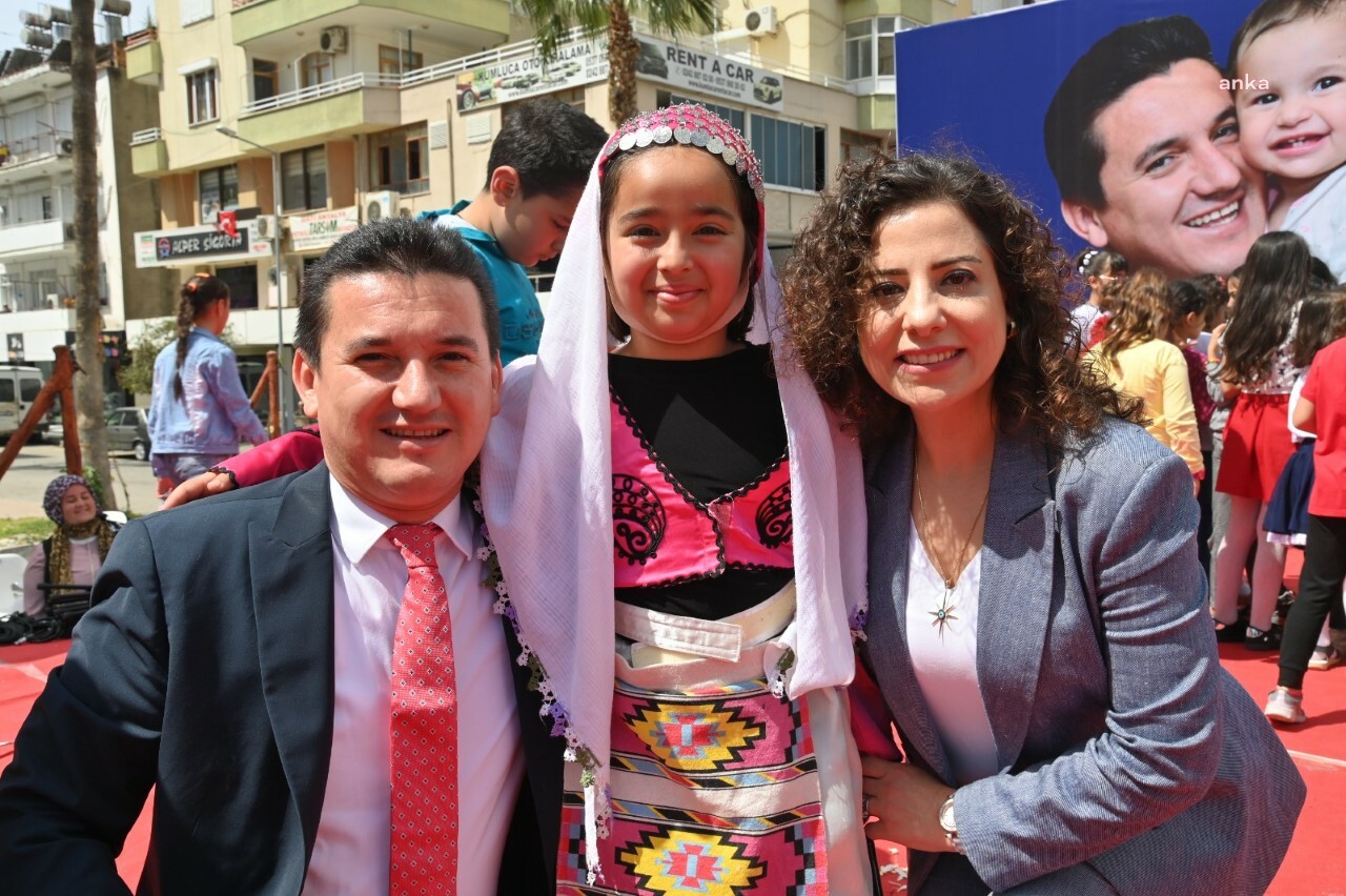 KUMLUCA BELEDİYESİ'NDEN 23 NİSAN'DA ÇOCUKLARA ÖZEL ŞENLİK