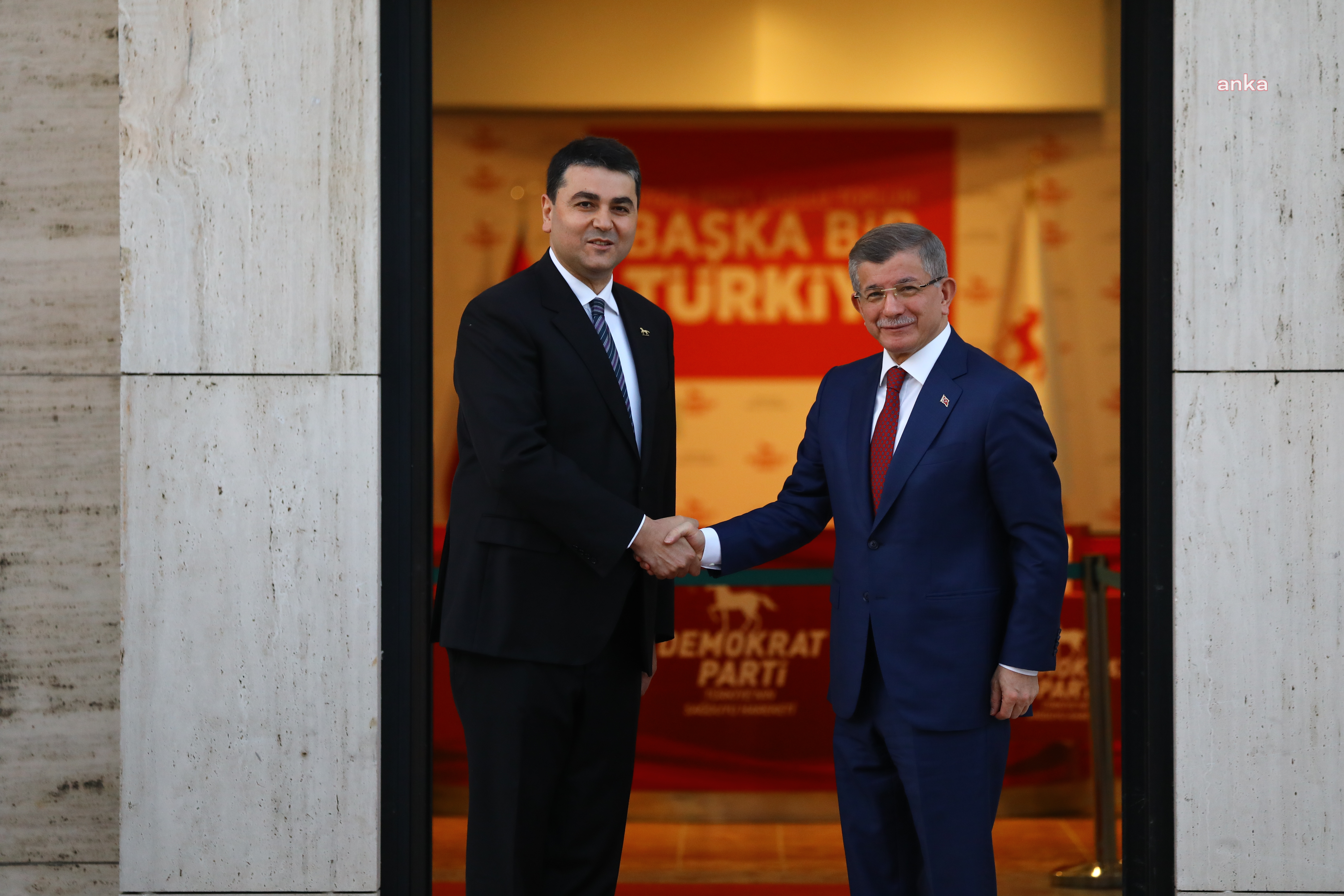DAVUTOĞLU, DÖRDÜNCÜ BULUŞMANIN 29 MAYIS’TA YAPILACAĞINI AÇIKLADI