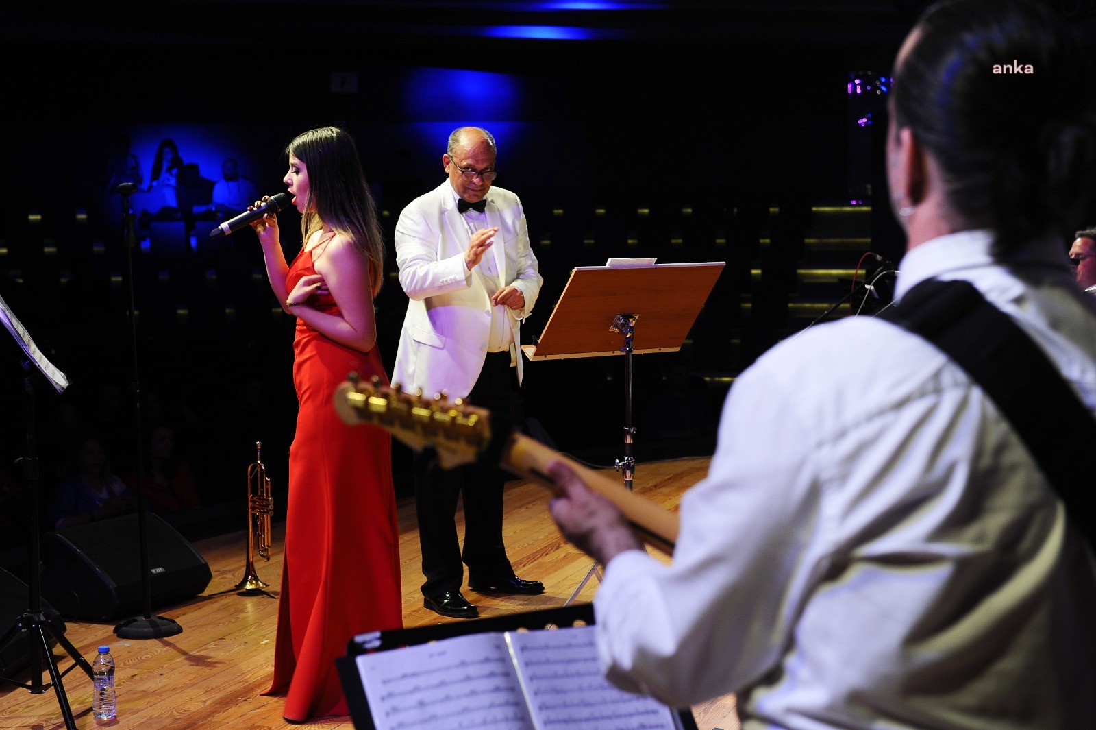KARŞIYAKA’DA "BAHARA MERHABA" KONSERİ