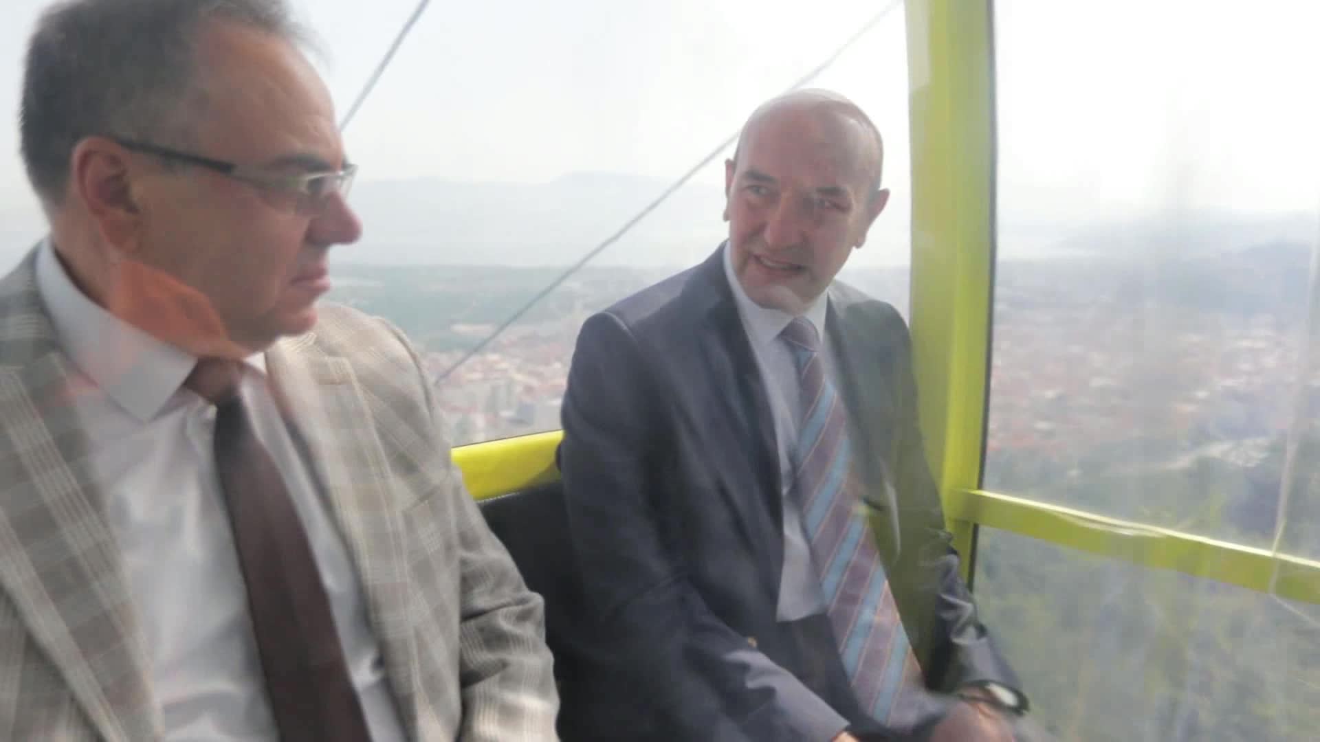 TUNÇ SOYER, YENİDEN AÇILAN TELEFERİK TESİSLERİNİ GEZDİ