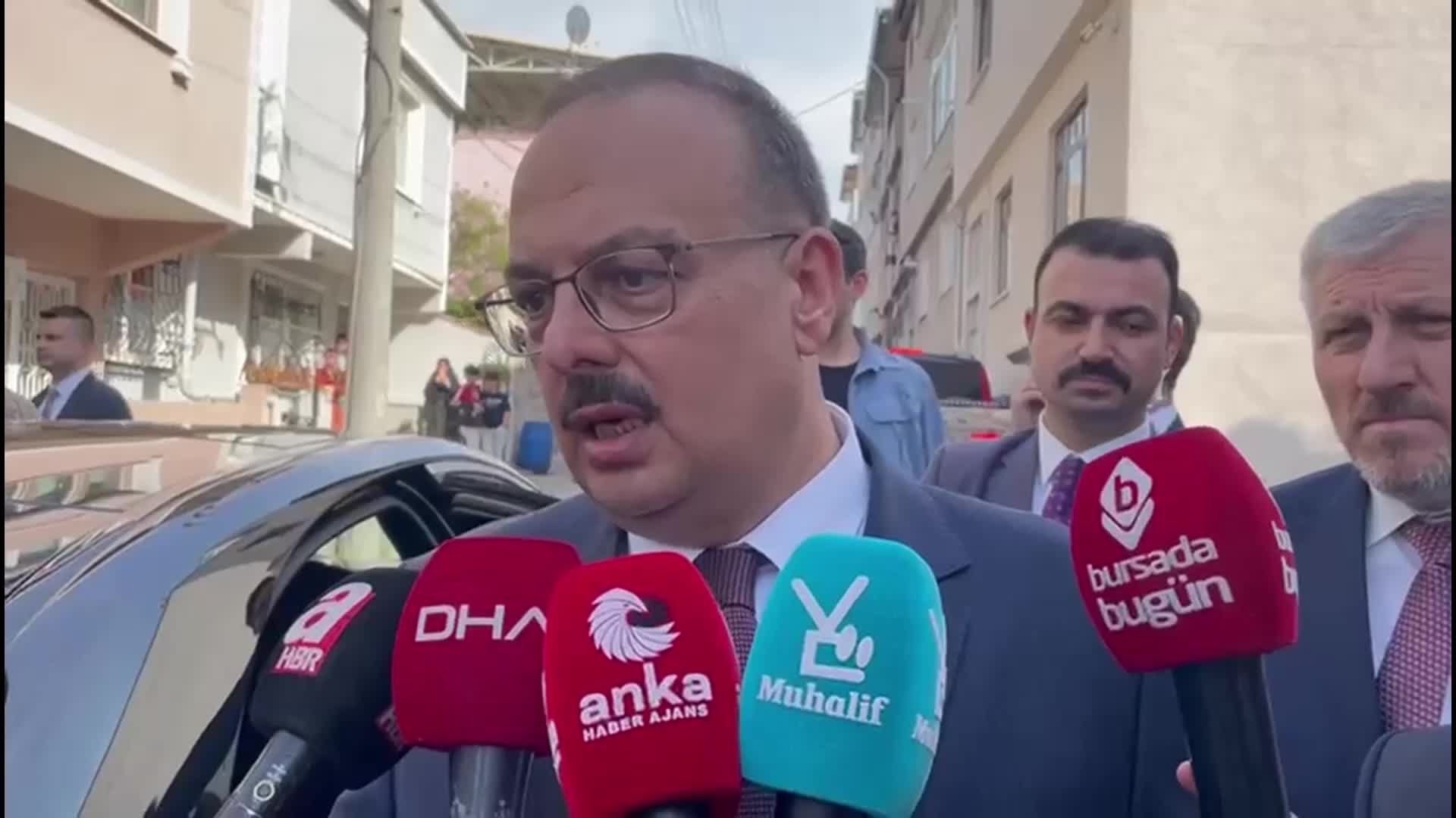 BURSA VALİSİ CANBOLAT: "ANKARA'DAN ÖZEL BİR EKİP GELİYOR. KAZANIN SEBEBİ ARAŞTIRILACAK"