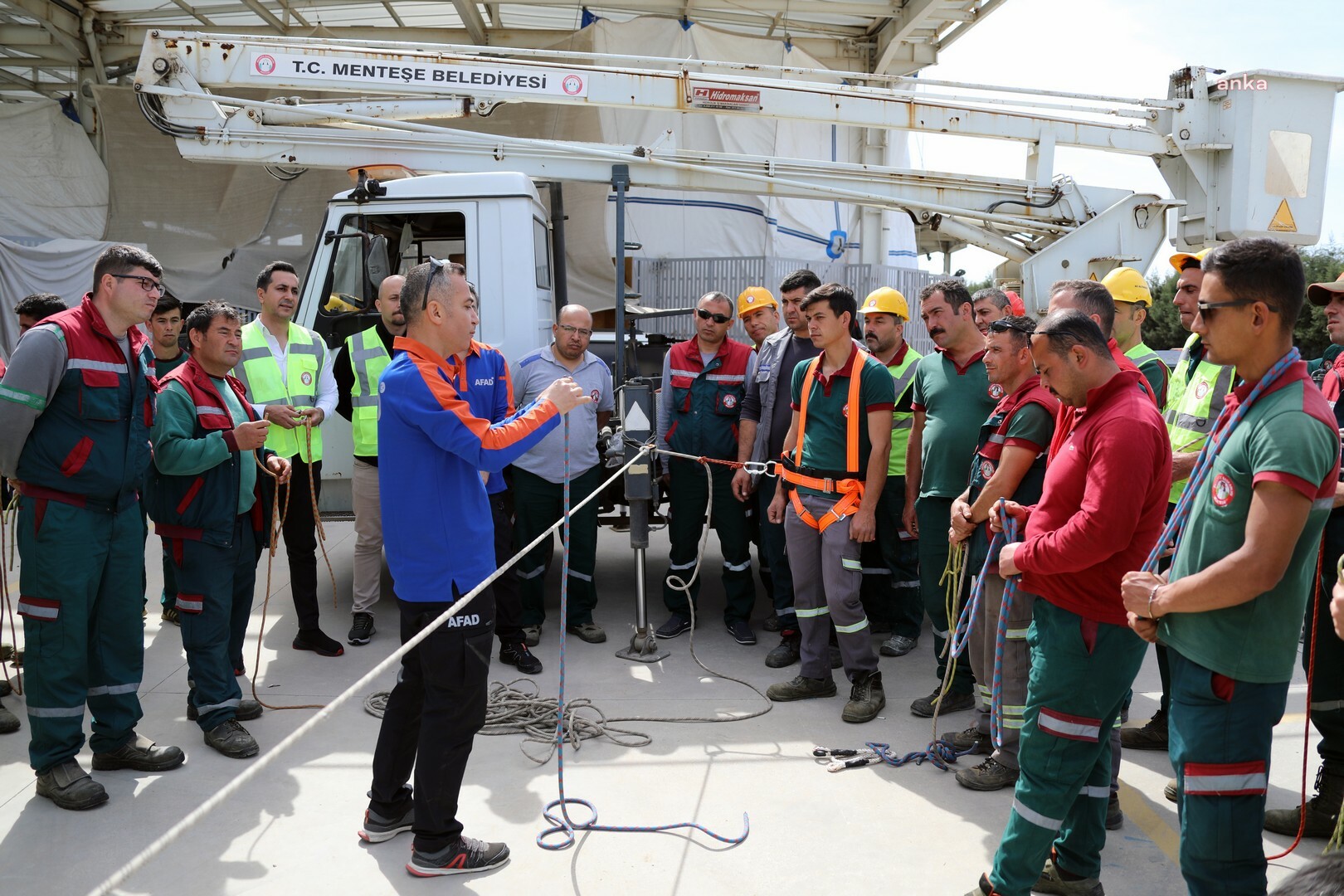AFAD UZMANLARINDAN MENTEŞE BELEDİYESİ PERSONELİNE EĞİTİM