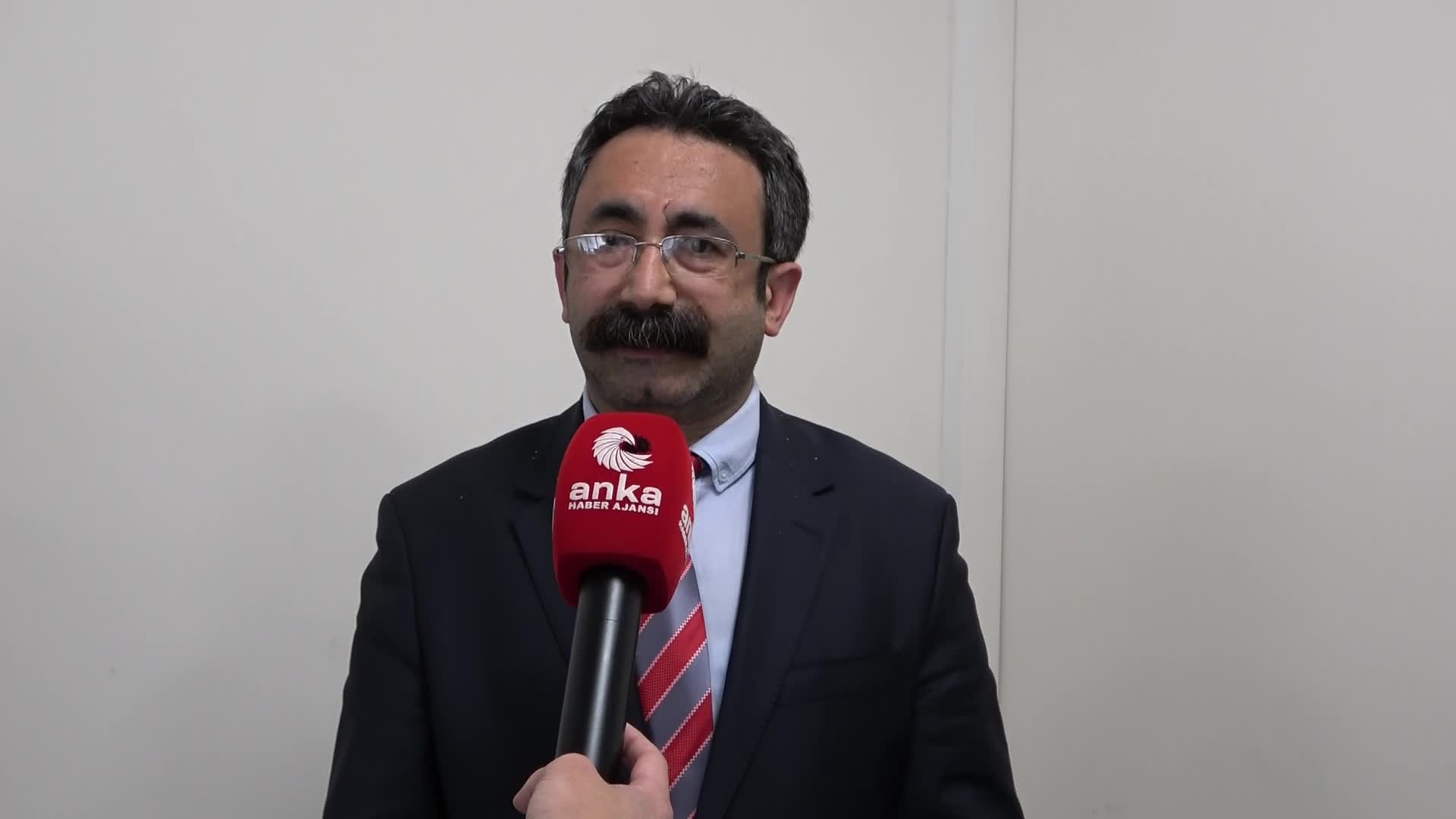 GEZİ EYLEMLERİNDE BİR GÖZÜNÜ KAYBEDEN ERDAL SARIKAYA: "EMNİYET, KASK NUMARASI BELLİ OLAN POLİSLERİ NASIL BULAMIYOR"