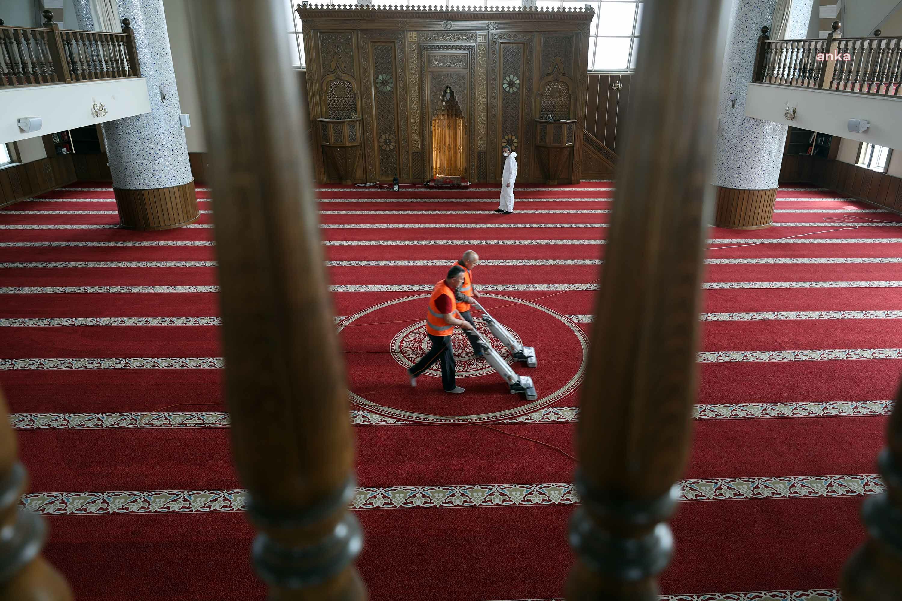 YENİMAHALLE’DE BAYRAM TEMİZLİĞİ