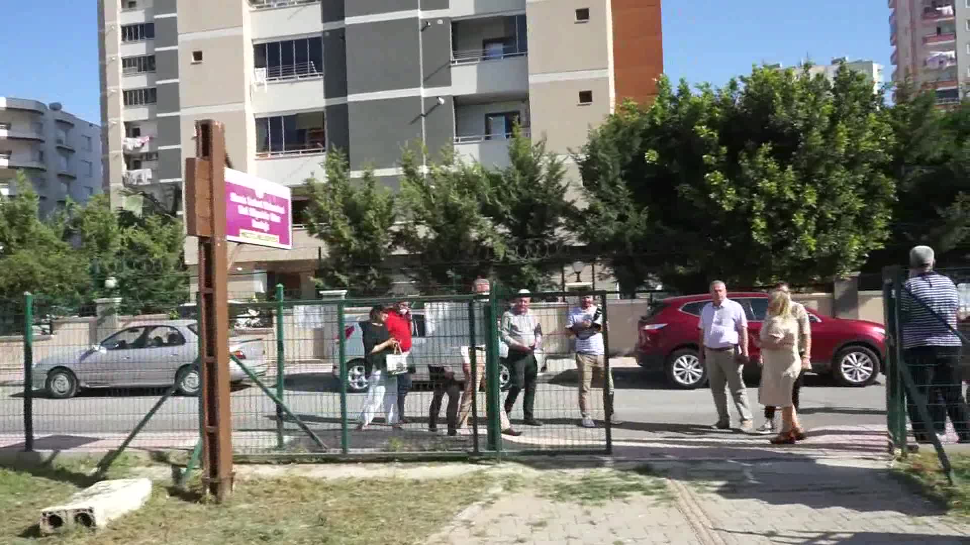 MEZİTLİ BELEDİYE BAŞKANI TARHAN ADINA ZEYTİN FİDANI DİKİLDİ