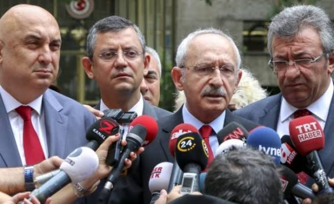 KILIÇDAROĞLU'NDAN CHP GRUP BAŞKANVEKİLLERİYLE DEVAM KARARI