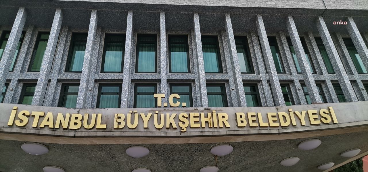 İBB'DEN AÇIKLAMA: "SINIRLI SÜRELİ BİR PROJEDE GÖREVLİ OLMASINA RAĞMEN SİCİL KAYDI ALINMIŞ VE TEMİZ OLDUĞU GÖRÜLMÜŞTÜR"