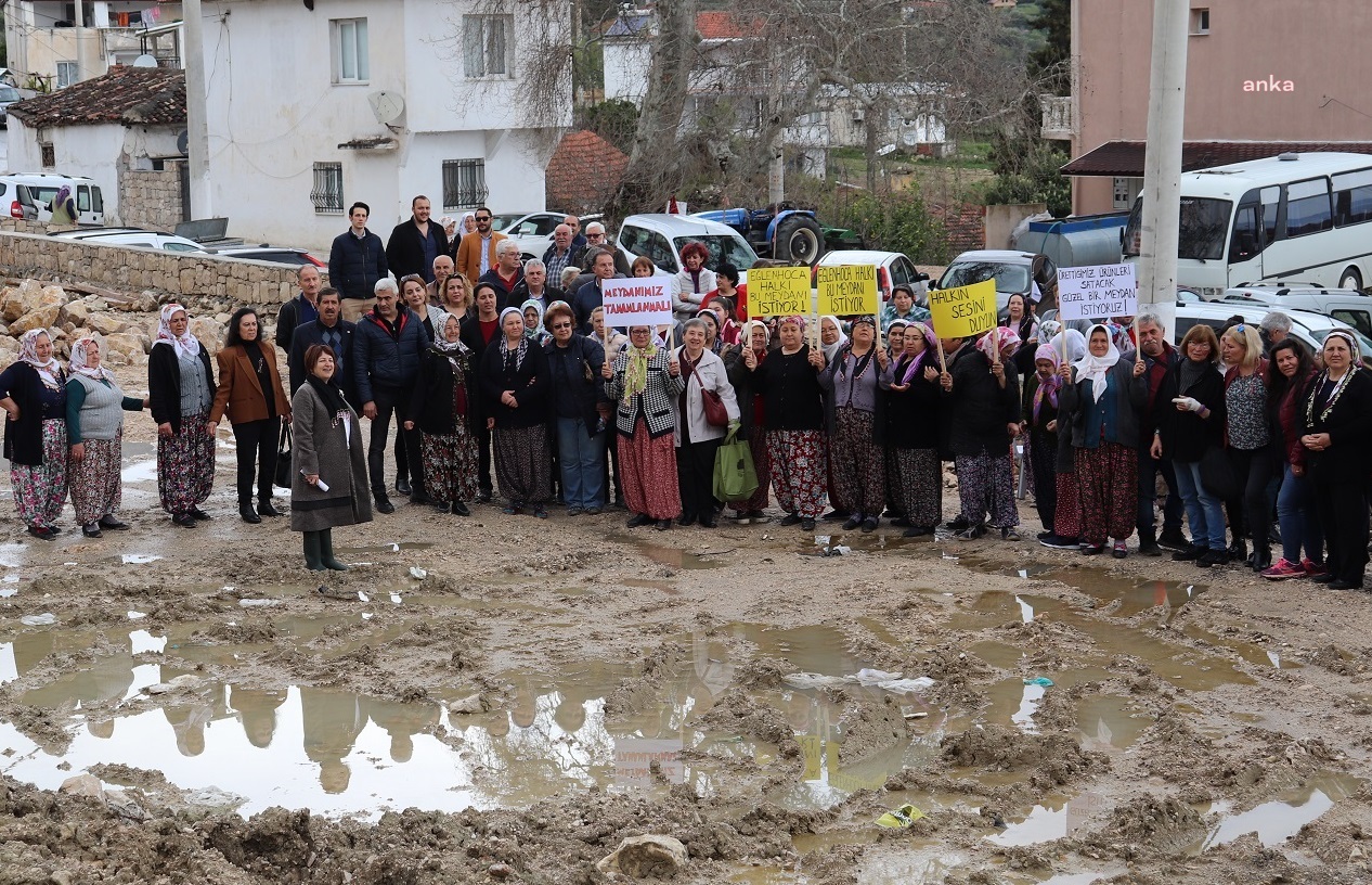 KARABURUN BELEDİYESİ, EĞLENHOCA KÖY MEYDANI'NI YAZA HAZIRLIYOR