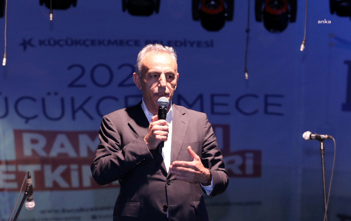 BİNLERCE KÜÇÜKÇEKMECELİ, KADİR GECESİ’NDE AYNI SOFRADA BULUŞTU