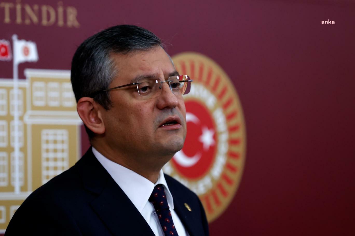 ÖZGÜR ÖZEL’DEN ERDOĞAN’A: SANDIKTA KAYBEDECEĞİNİ ANLADIKÇA HIRÇINLAŞMAKTADIR