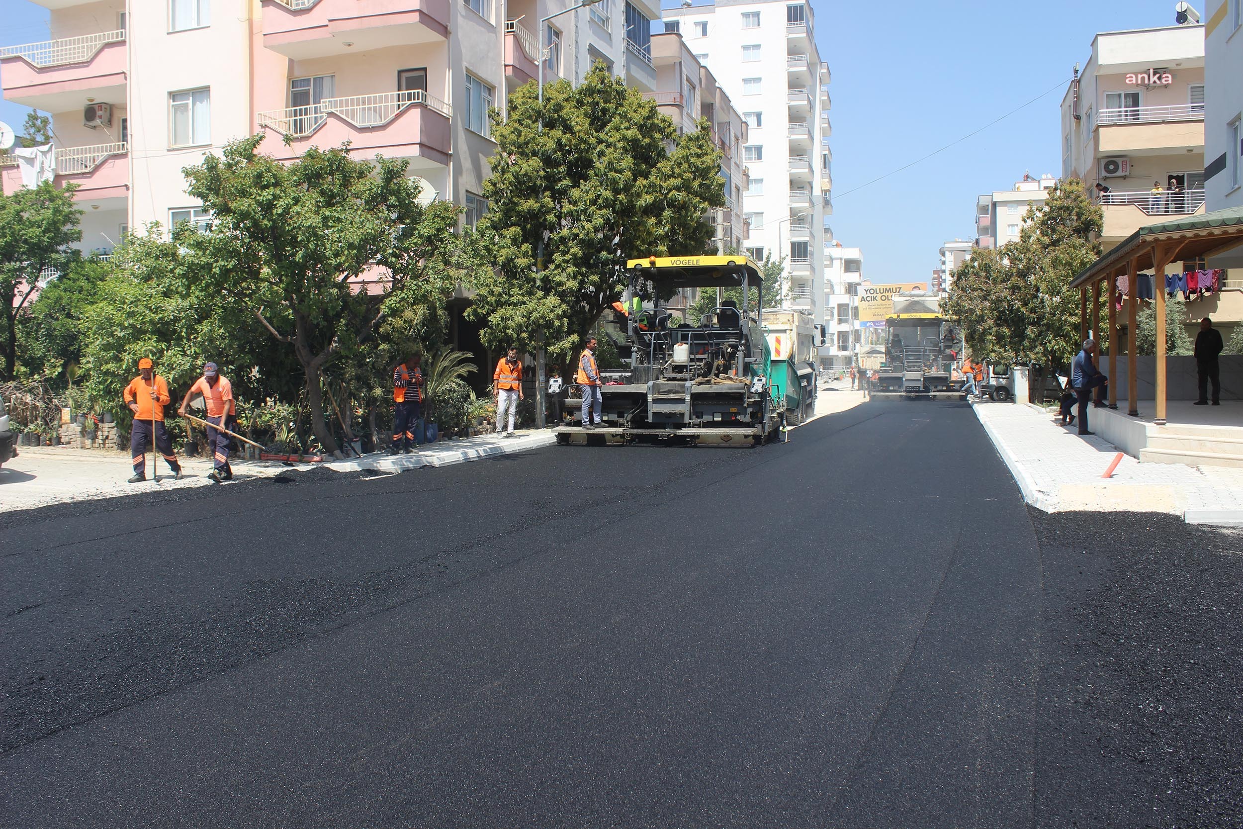 MERSİN BÜYÜKŞEHİR BELEDİYESİ'NİN ERDEMLİ’DEKİ ASFALT ÇALIŞMALARI SÜRÜYOR