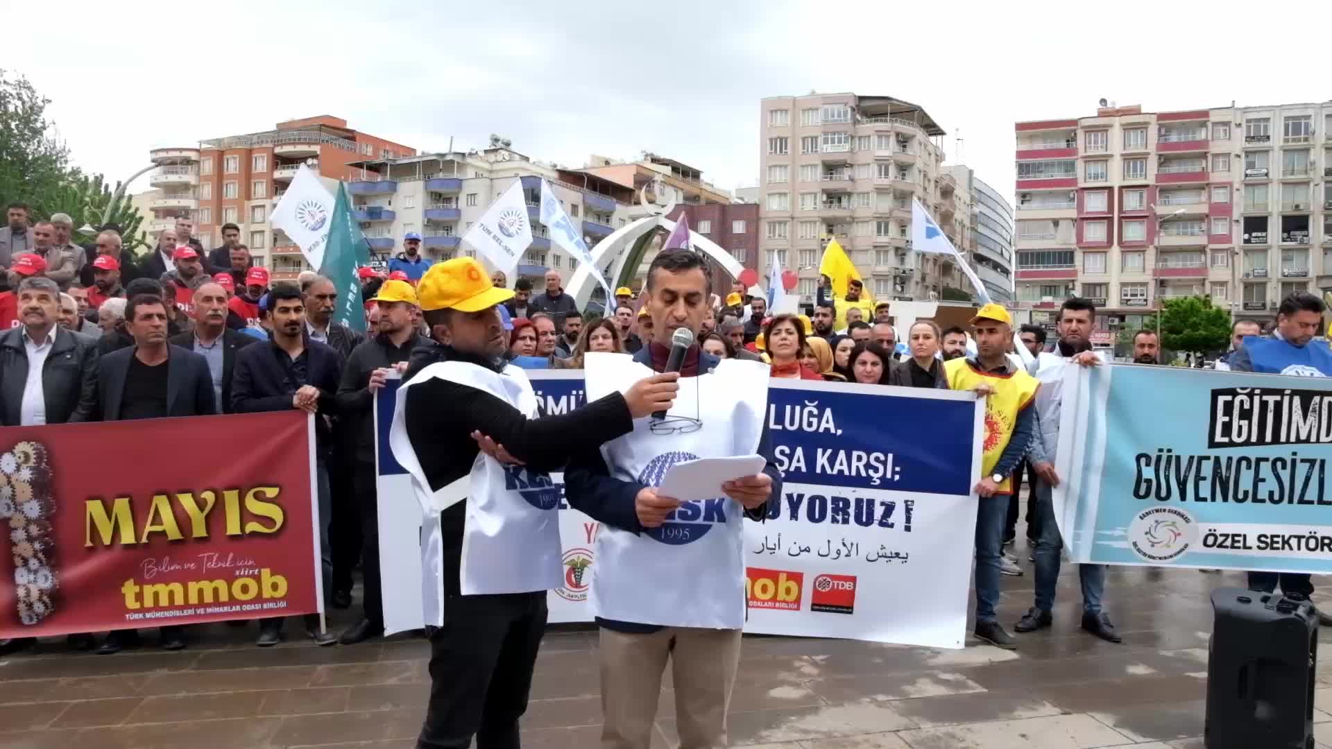 POLİSTEN HDP MİLLETVEKİLİNE: GİDİN EVİNİZDE OYNAYIN
