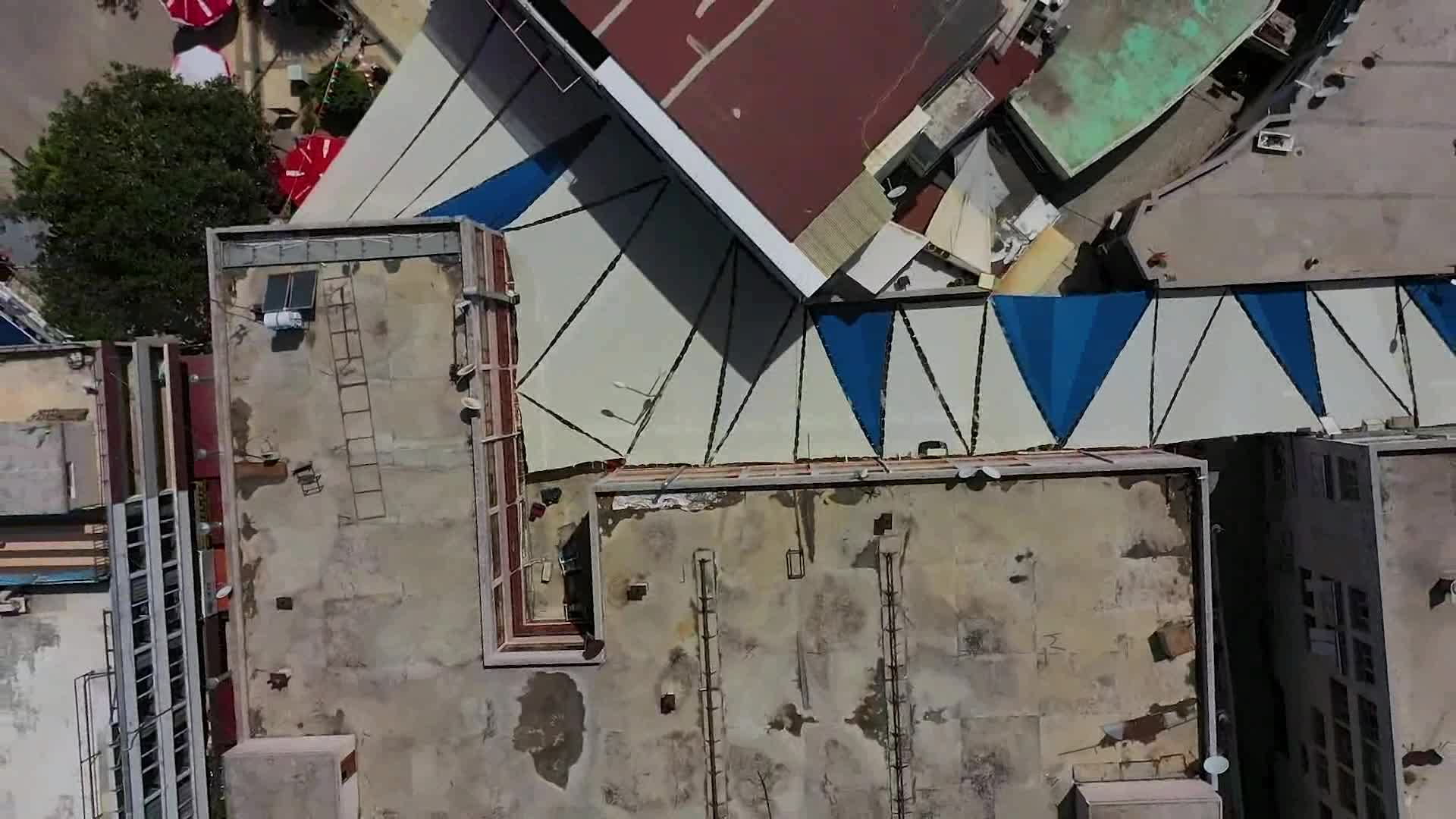 MURATPAŞA BELEDİYESİ, SİNAN MAHALLESİ ÇARŞISINI GÖLGELİKLE KAPLADI
