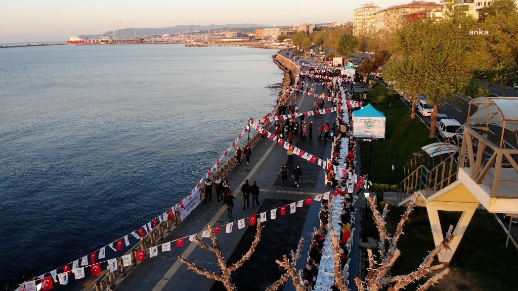 TEKİRDAĞ, BAHARI HIDIRELLEZ KAHVALTISI İLE KARŞILADI