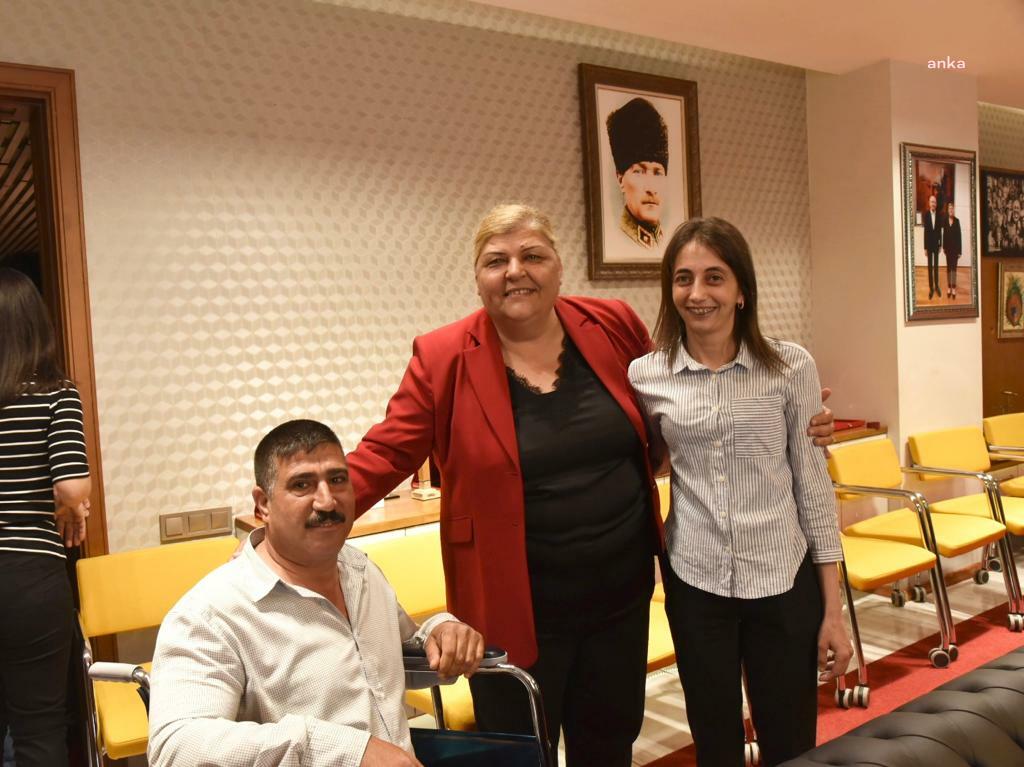 CEYHAN BELEDİYE BAŞKANI ERDEM, BAYRAMI HEMŞEHRİLERİ İLE BİRLİKTE GEÇİRDİ