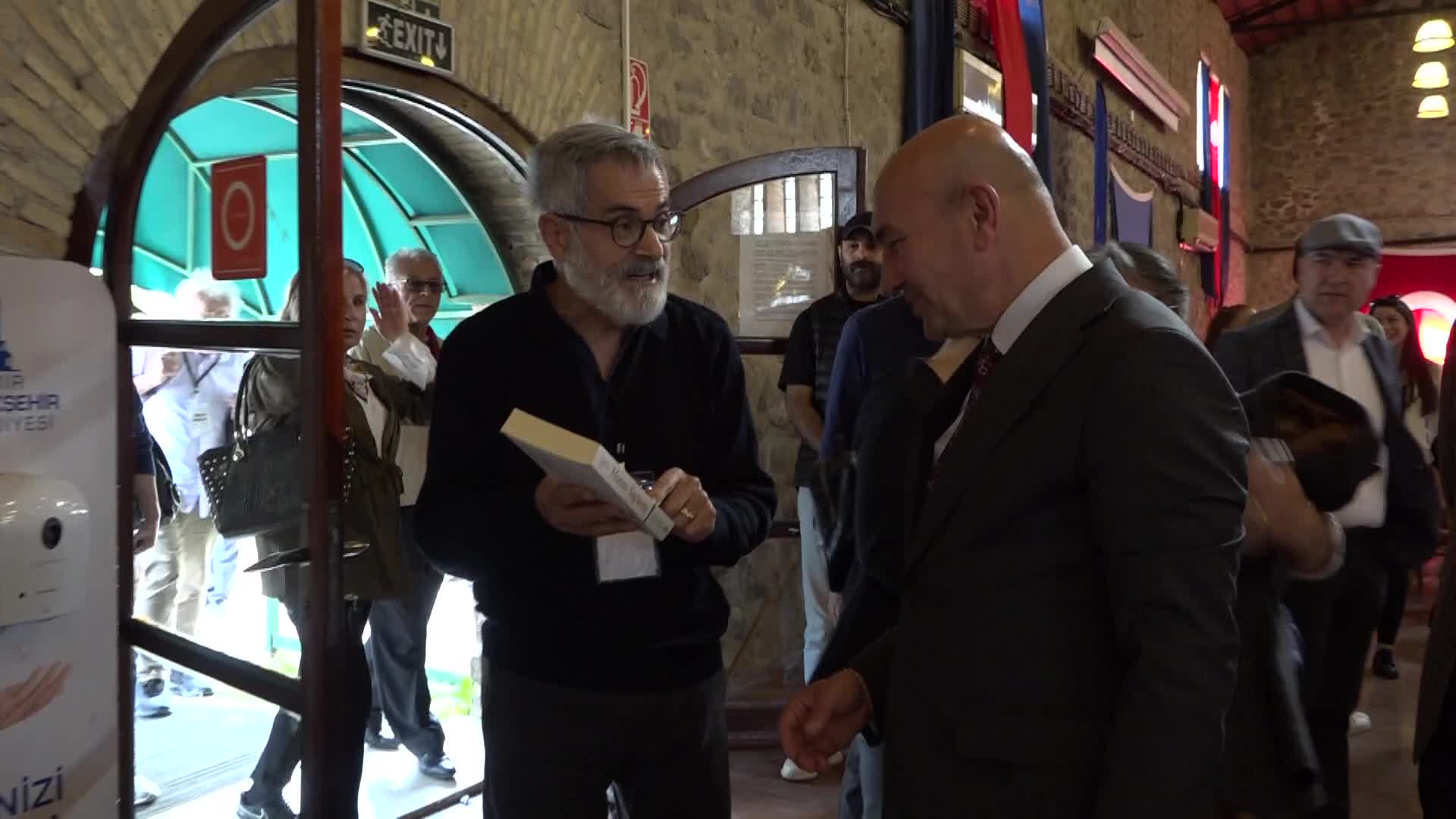 İZMİR'DE "ÜÇ FİDAN" ANMASI... SOYER: ÜÇ FİDAN ŞİMDİ ÜÇ ÇINAR OLDU