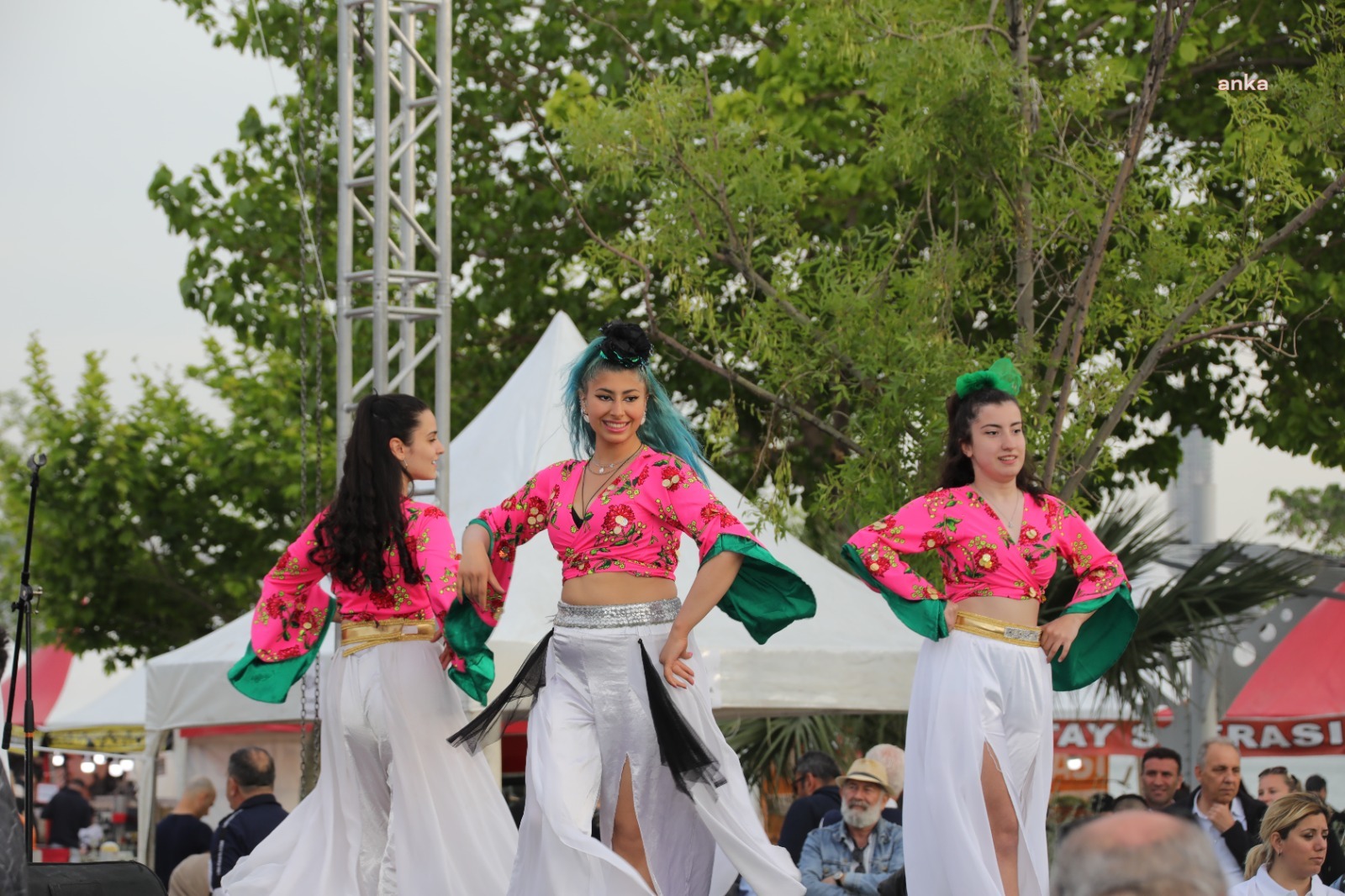 BAYRAKLI’DA ANNELERE 3 GÜNLÜK FESTİVAL
