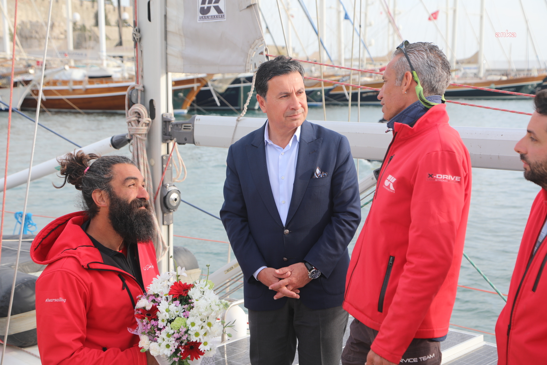 YELKENCİLERİ BODRUM BELEDİYE BAŞKANI ARAS KARŞILADI