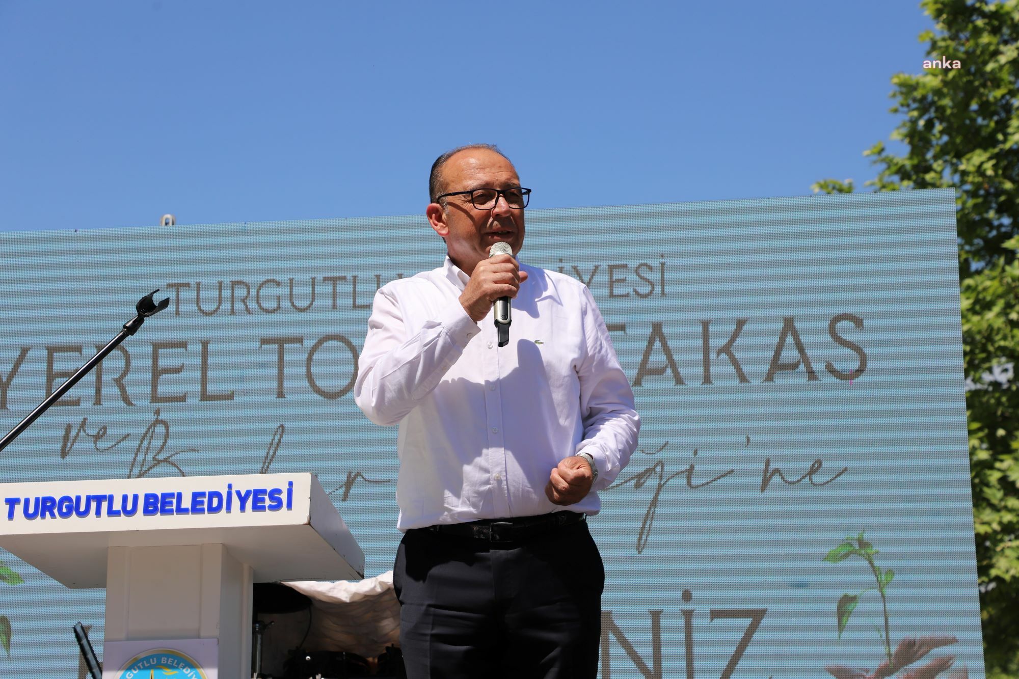 TURGUTLU’DA YEREL TOHUM TAKAS VE BAHAR ŞENLİĞİ'NE YOĞUN İLGİ