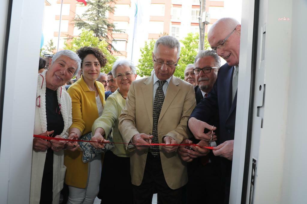 ODUNPAZARI'NDA HİLAL BİNGÖL GÜNDÜZ BAKIMEVİ VE KREŞİ AÇILDI