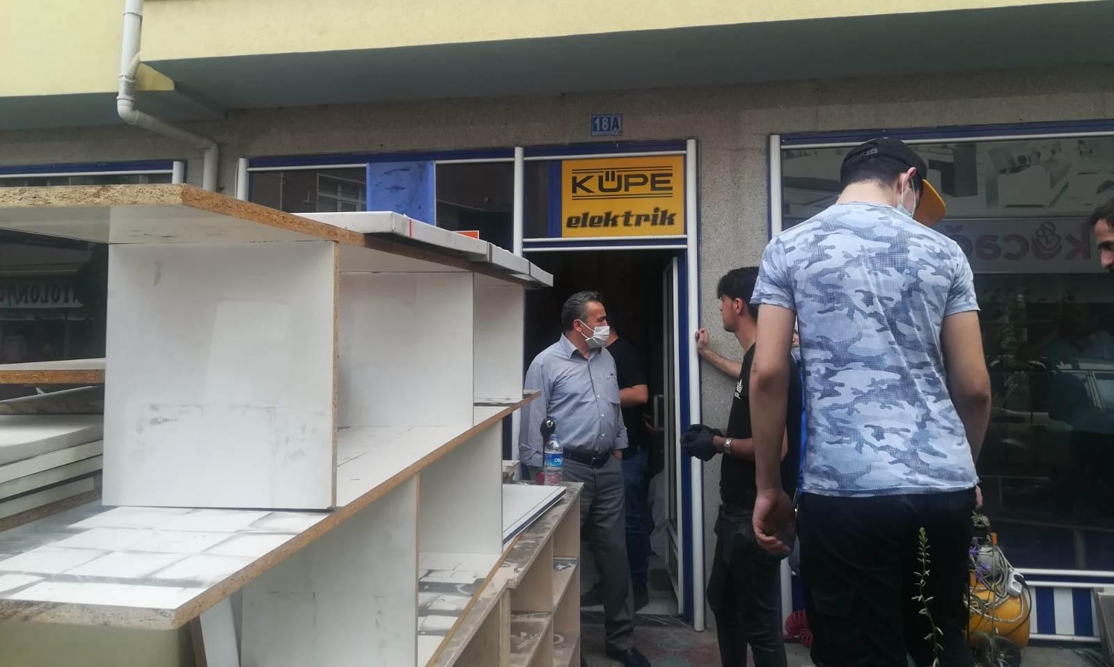 SEYDİŞEHİR BELEDİYE BAŞKANI TUTAL’DAN ZARAR GÖREN ESNAFA ZİYARET