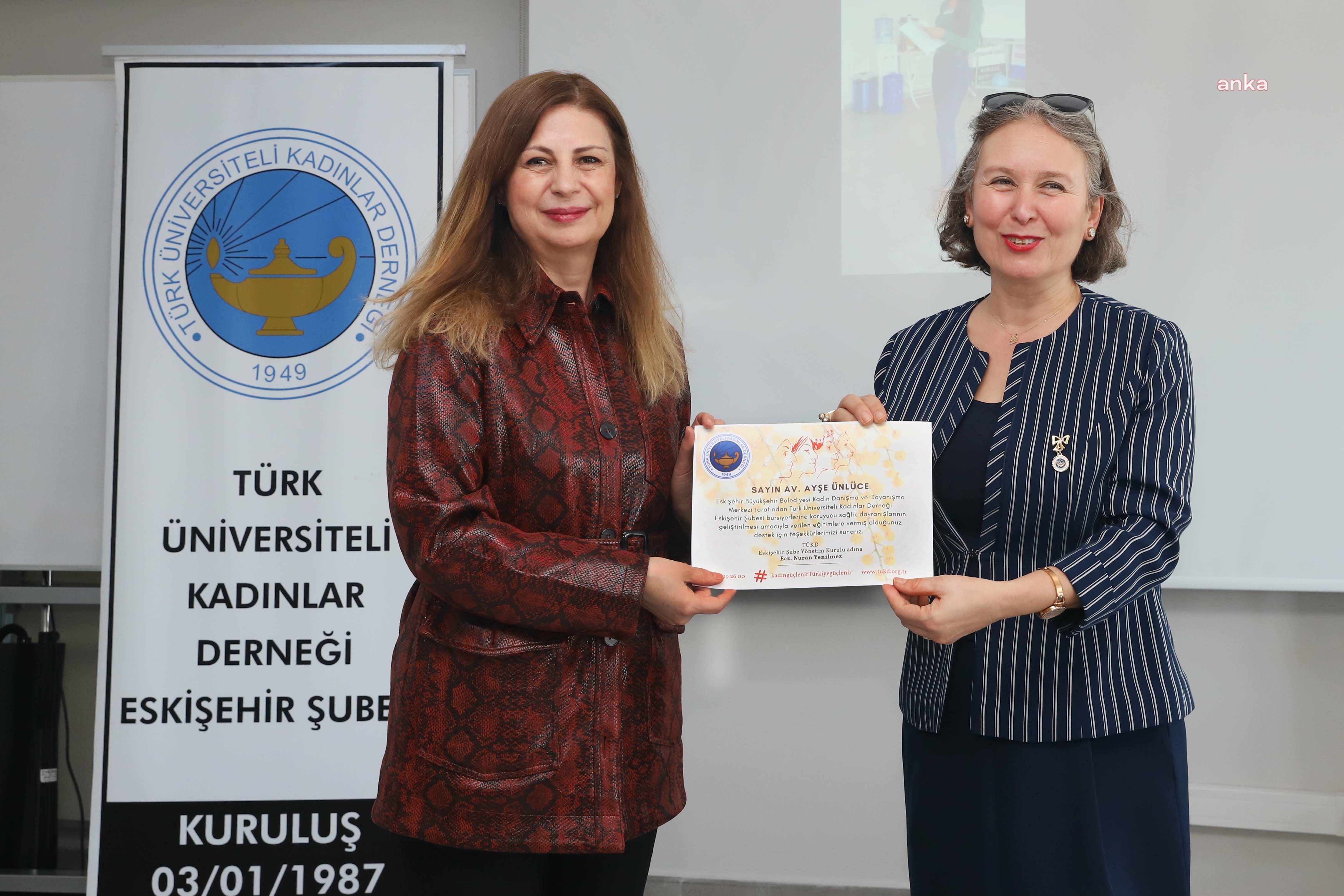 ESKİŞEHİR BÜYÜKŞEHİR’DEN GENÇLERE KADIN SAĞLIĞI EĞİTİMİ