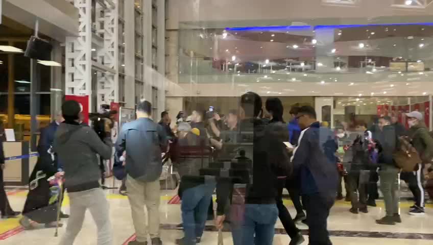 UKRAYNA’DAN TAHLİYE EDİLEN AHISKA TÜRKLERİ ELAZIĞ’DA